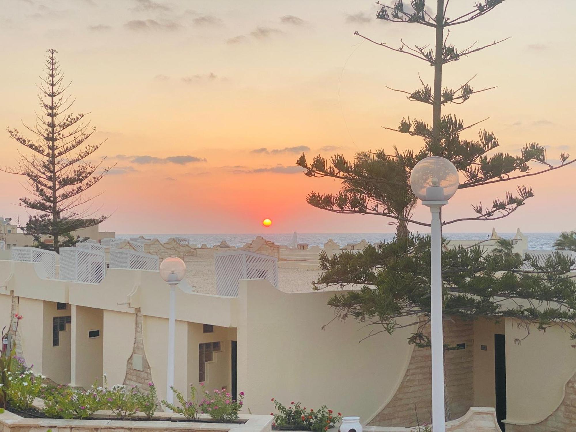 Hotel Borg El Arab Beach Resort