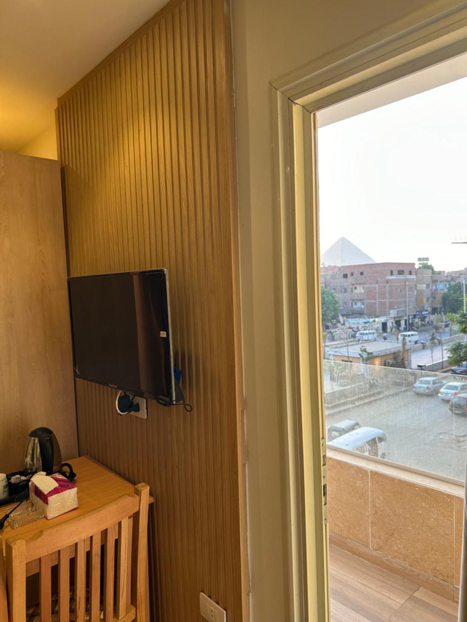 Hotel Radiant Pyramids View Kafrat al Jabal