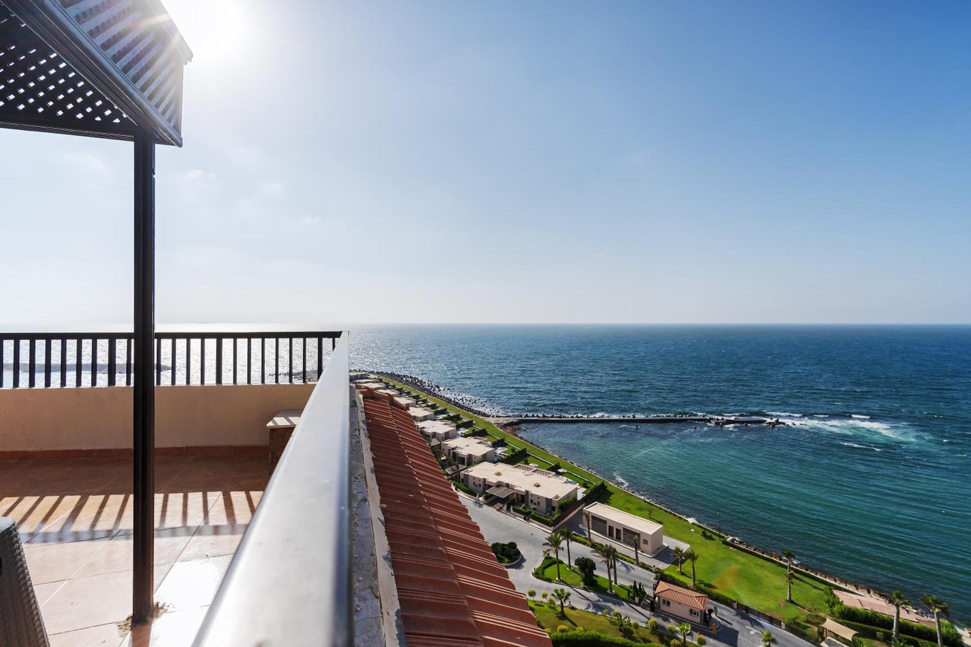 Nabeel Homes - Penthouse Duplex With Rooftop Apartment Alexandria