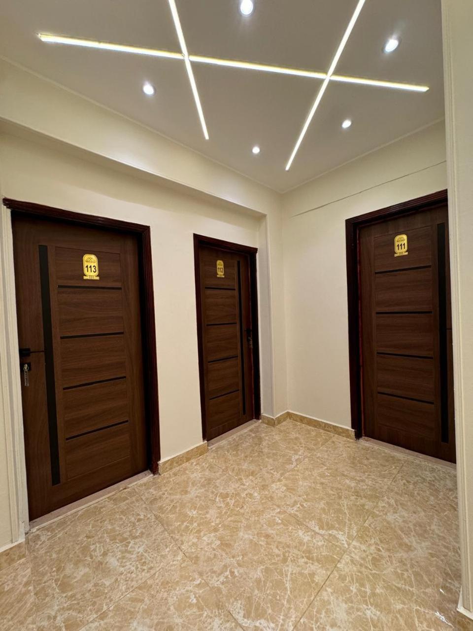 House Pyramids Hotel Kafret el-Gabal