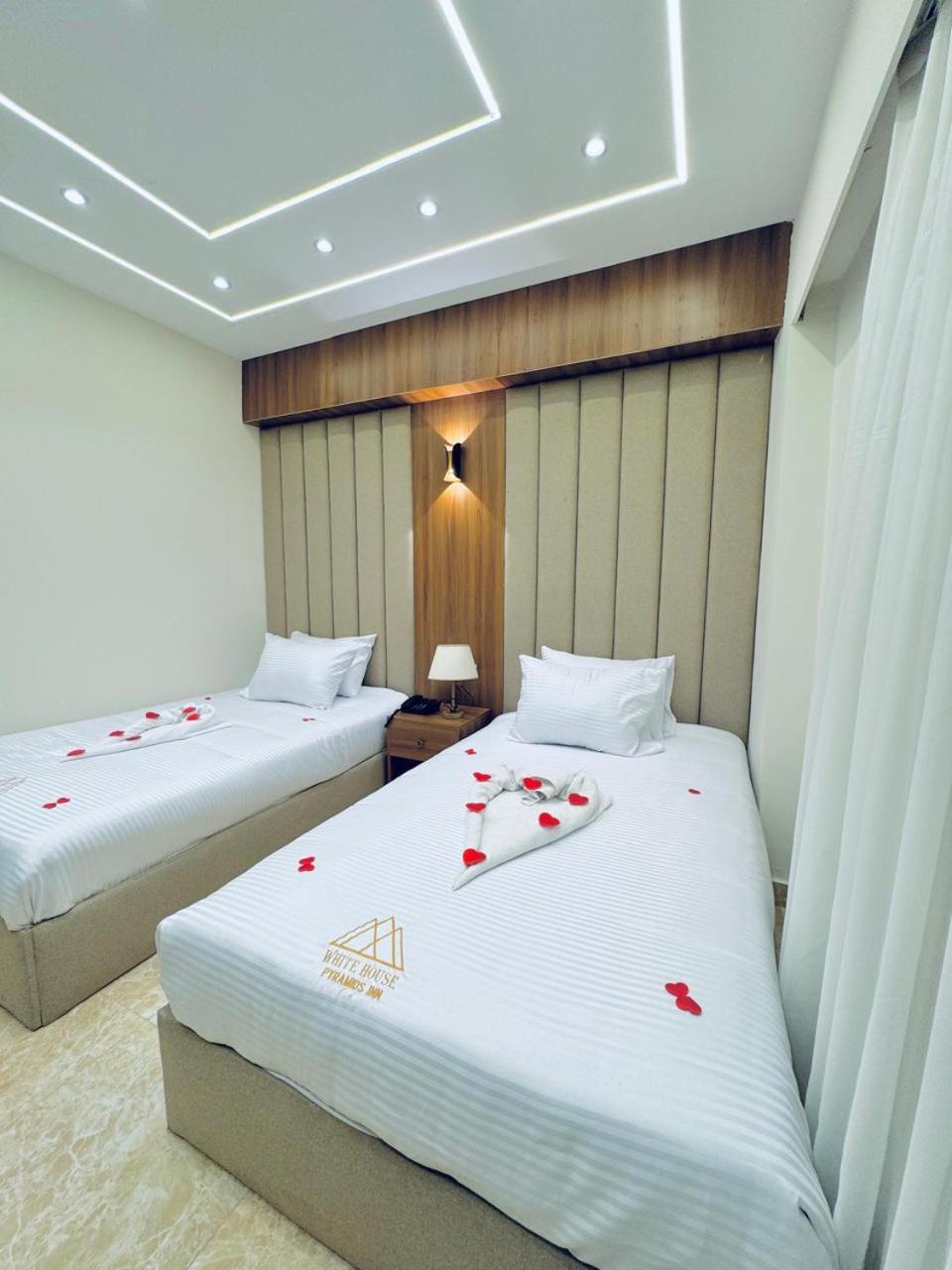 Hotel House Pyramids