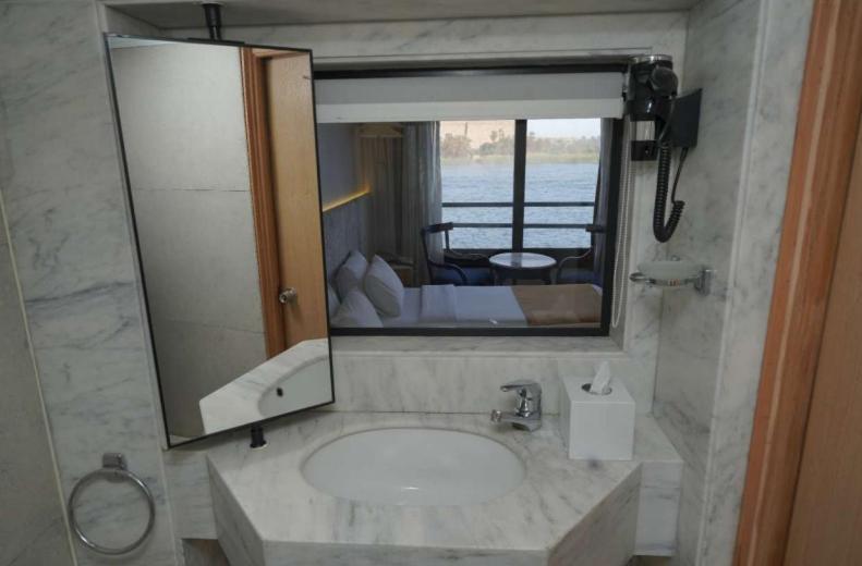 Le Fayan Ii Nile Cruise Every Saturday From For 04 & 07 Nights - Every Wednesday From Aswan For 03 & 07 Nights 5* Luksor