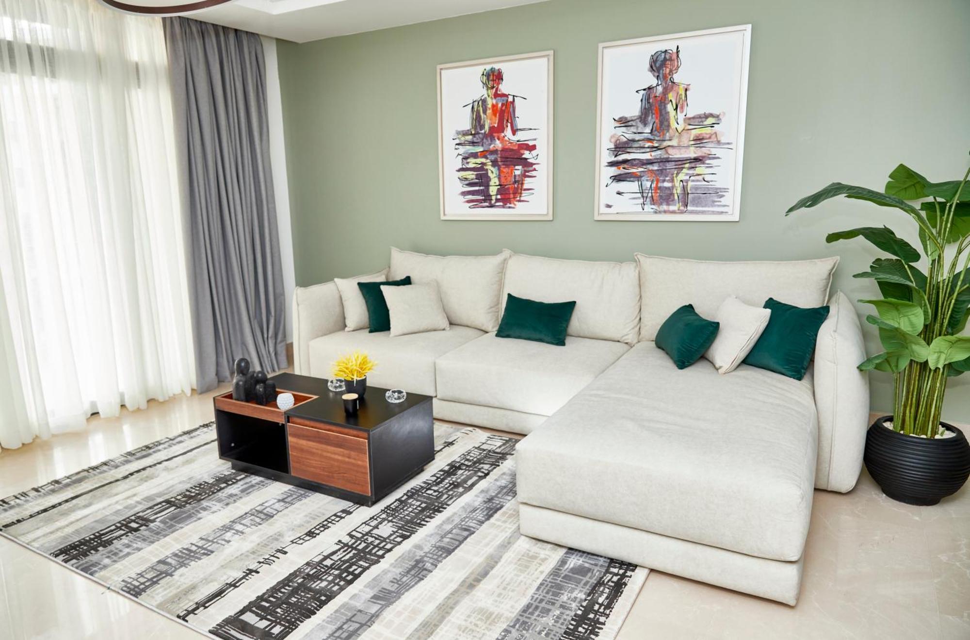 Apartment Oneplus Serviced