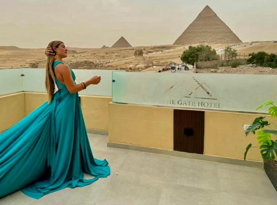 The Gate Front Pyramids & Sphinx View *