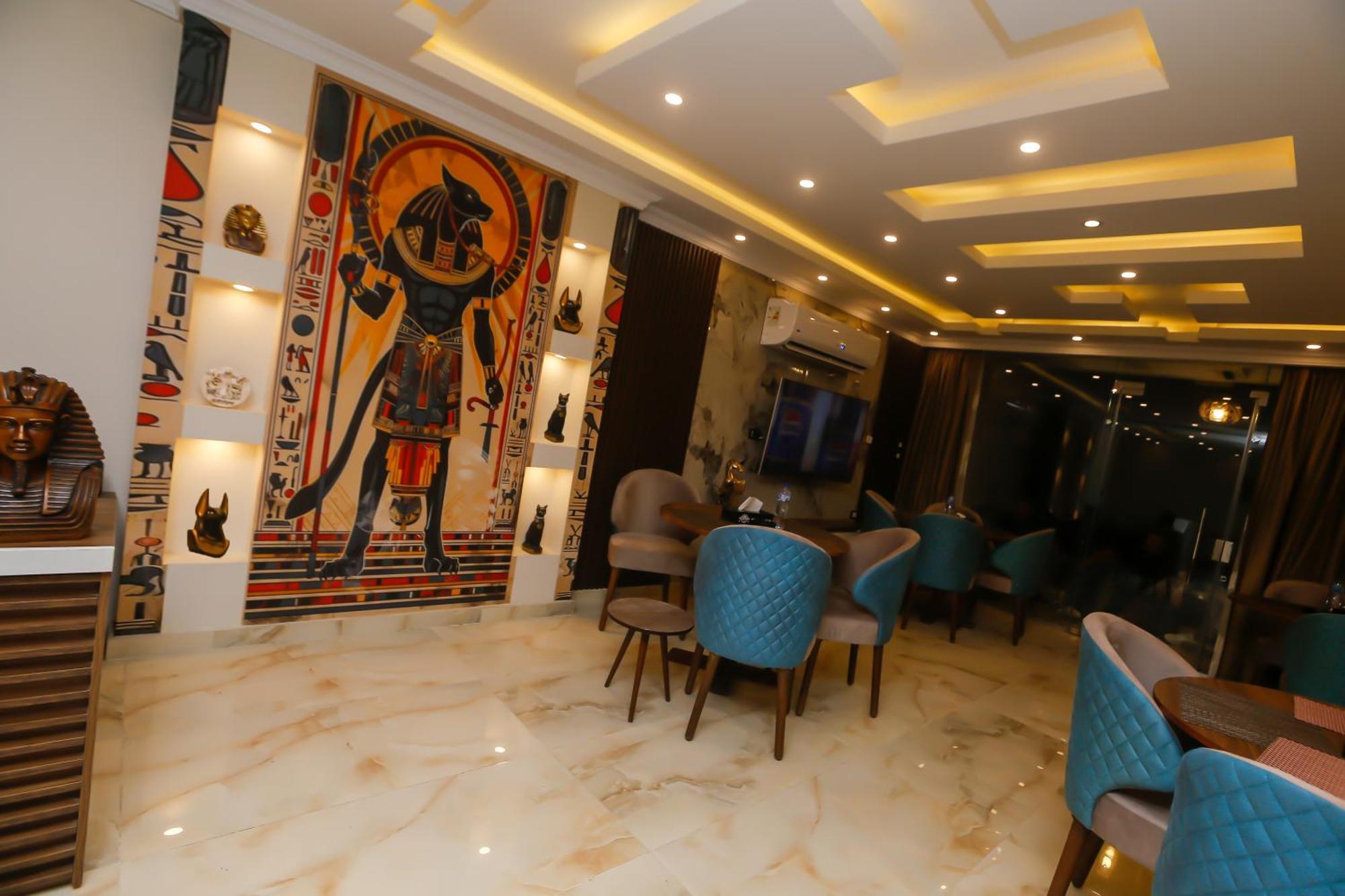 Imperial Pyramids Heights View Nazlet el-Sisi