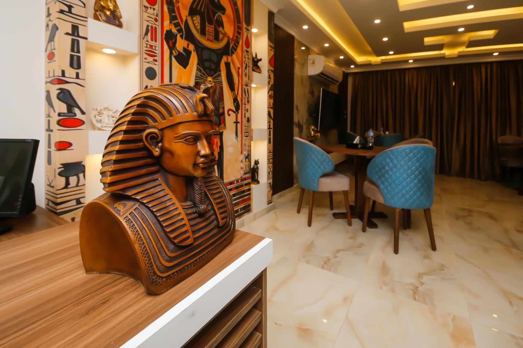 Imperial Pyramids Heights View * Nazlet el-Sisi