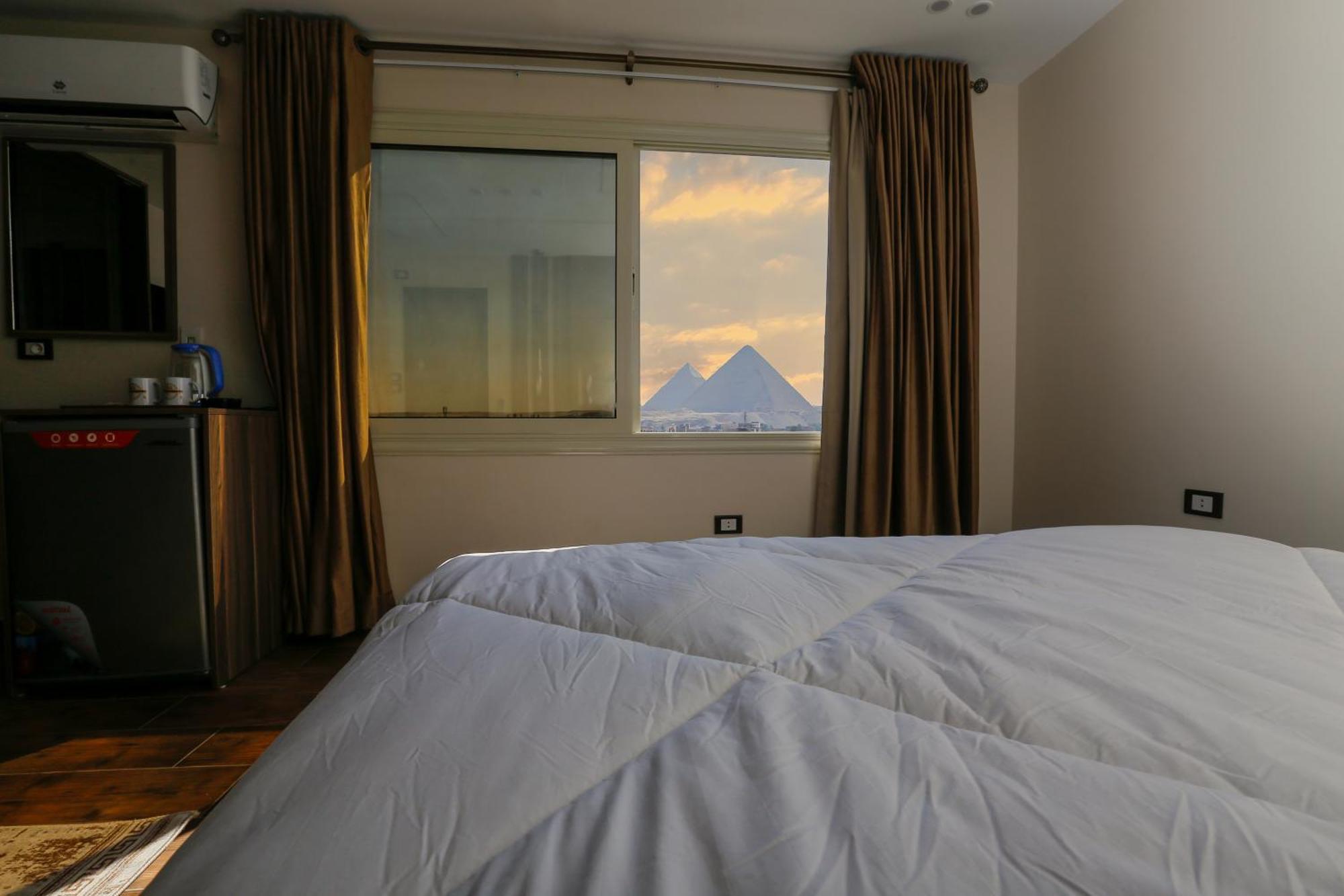 Imperial Pyramids Heights View Bed & Breakfast *