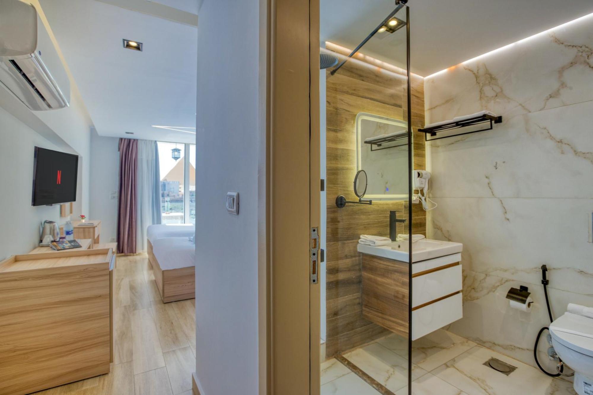 Hotel The Boulevard Sphinx Tower Kafrat al Jabal