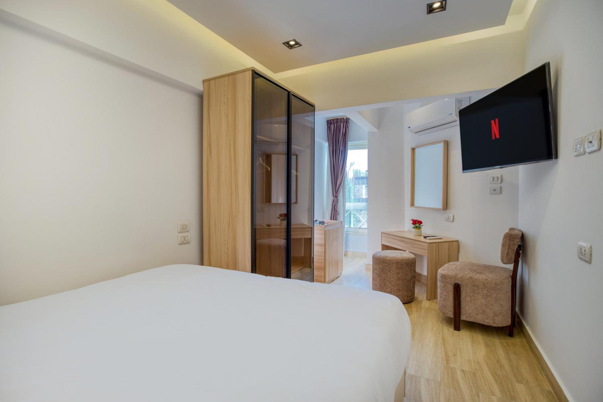 The Boulevard Sphinx Tower Hotel 3*