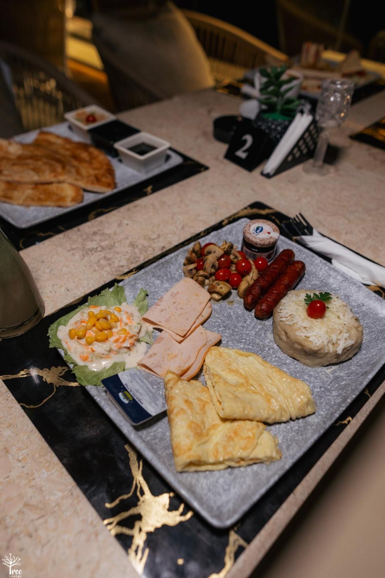 Hotel The Boulevard Sphinx Tower 3*