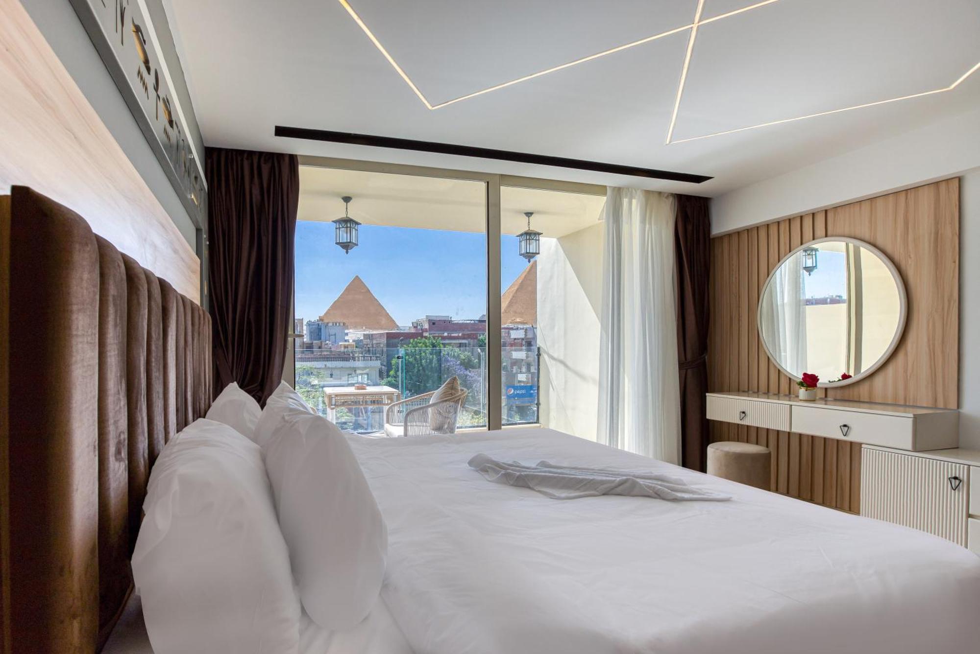 The Boulevard Sphinx Tower Hotel 3*