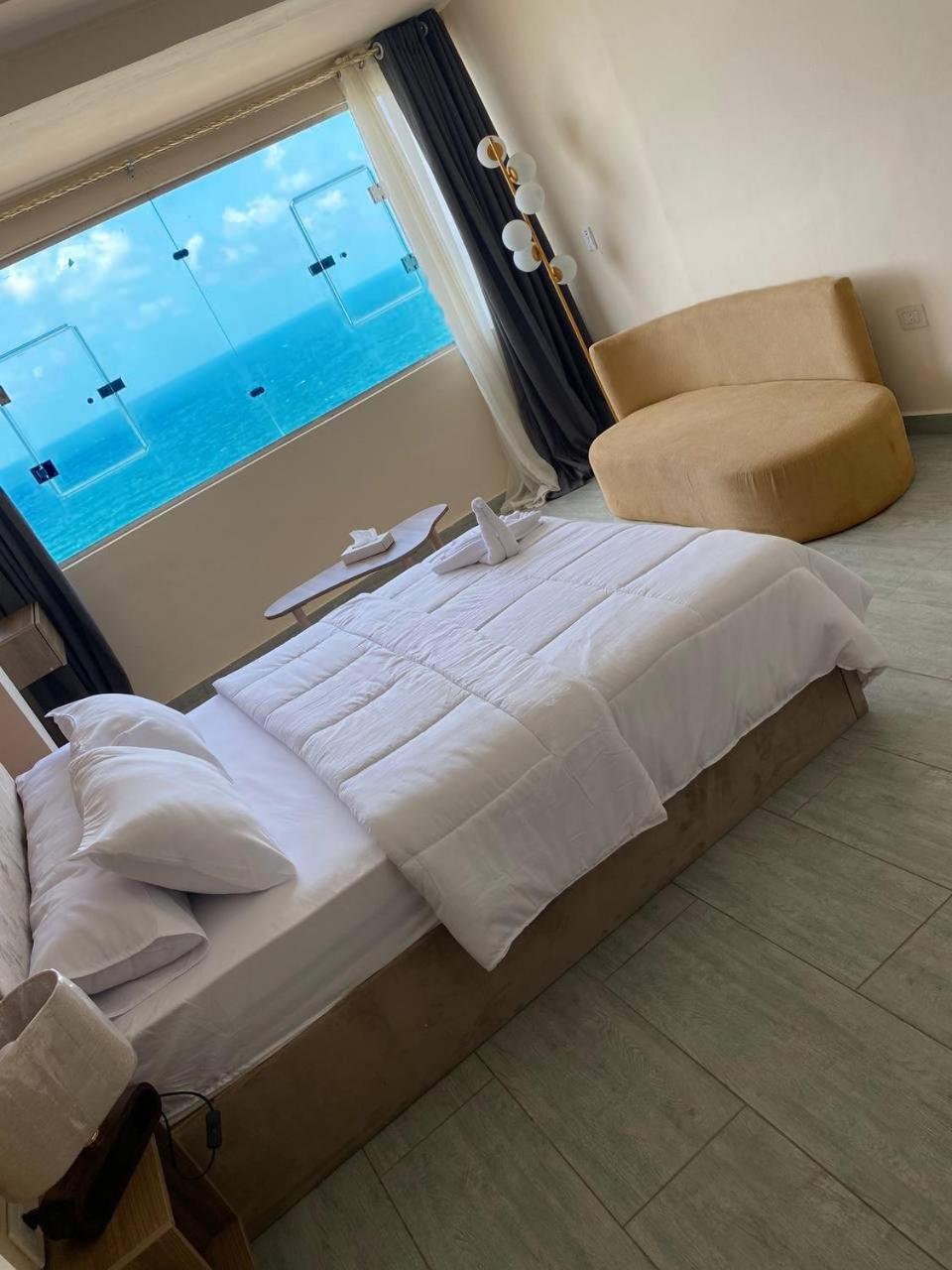 Alex & Hotel Alexandria