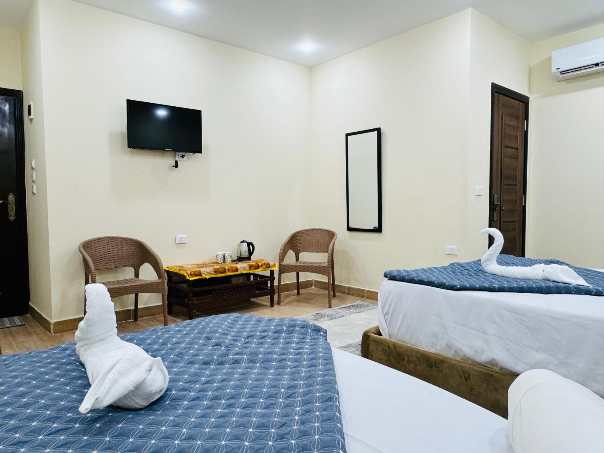 King Ali Pyramids View Hotel 3*