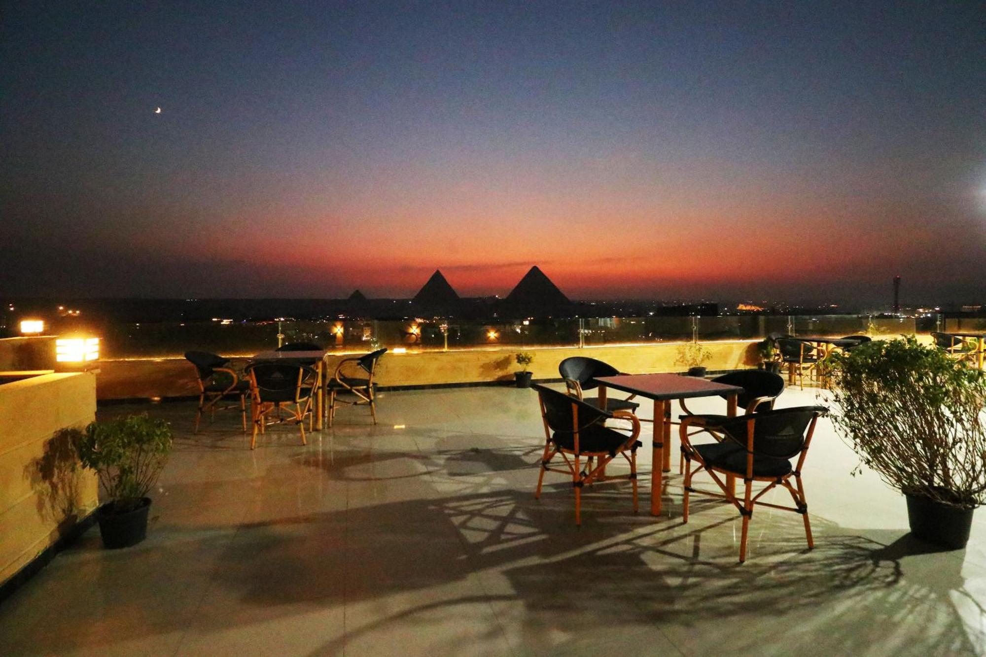 Pyramids Skyline Cairo *