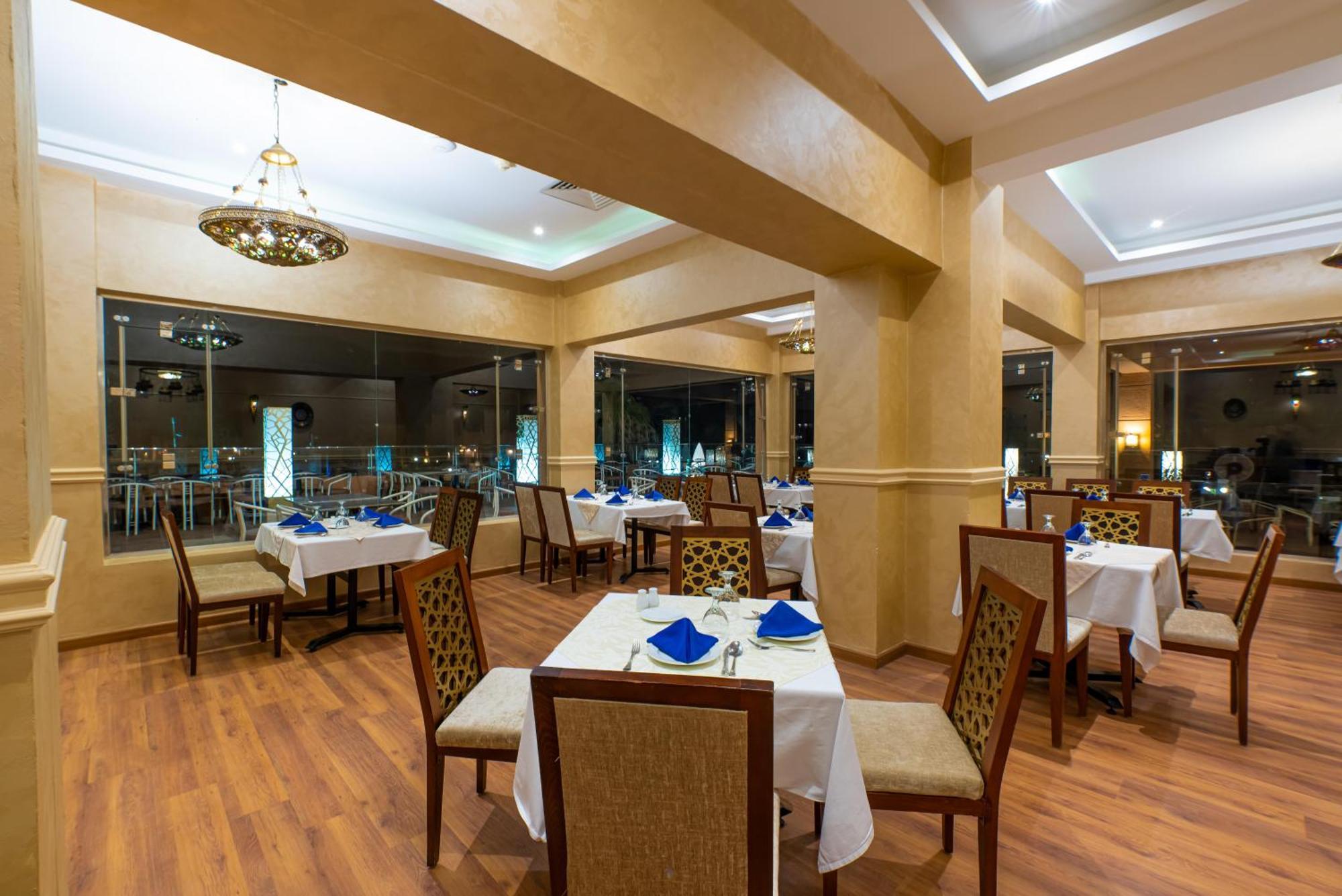Akassia Swiss Resort El Qoseir
