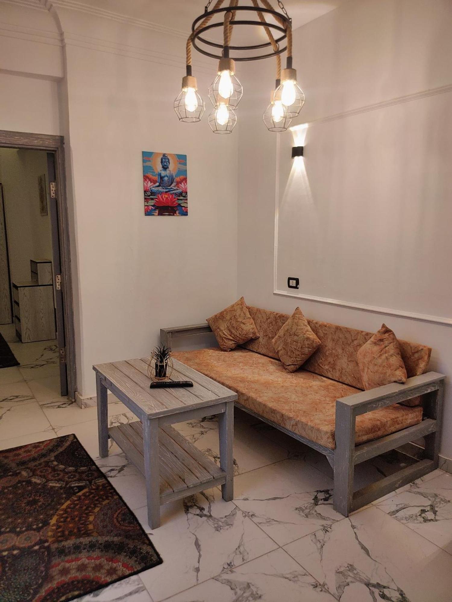 Vegas House Aparthotel
