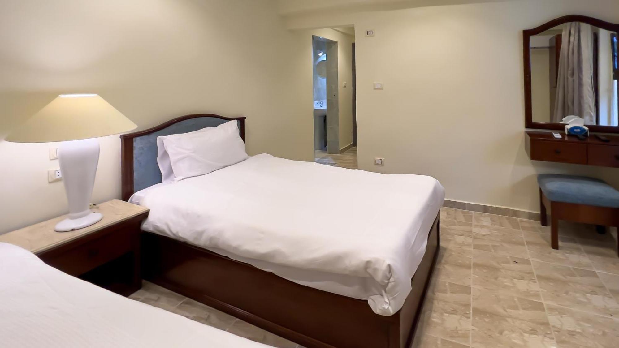 Pyramids View Hotel 3* Cairo