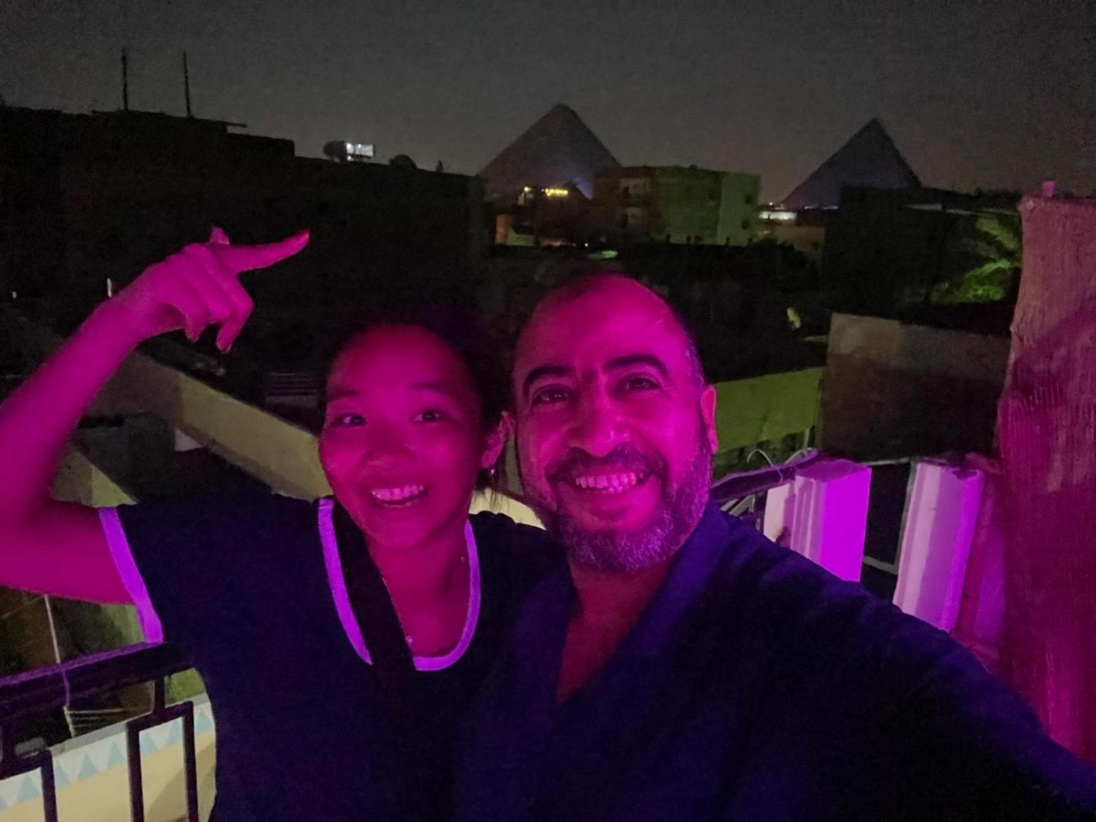 2 Jana Pyramids View