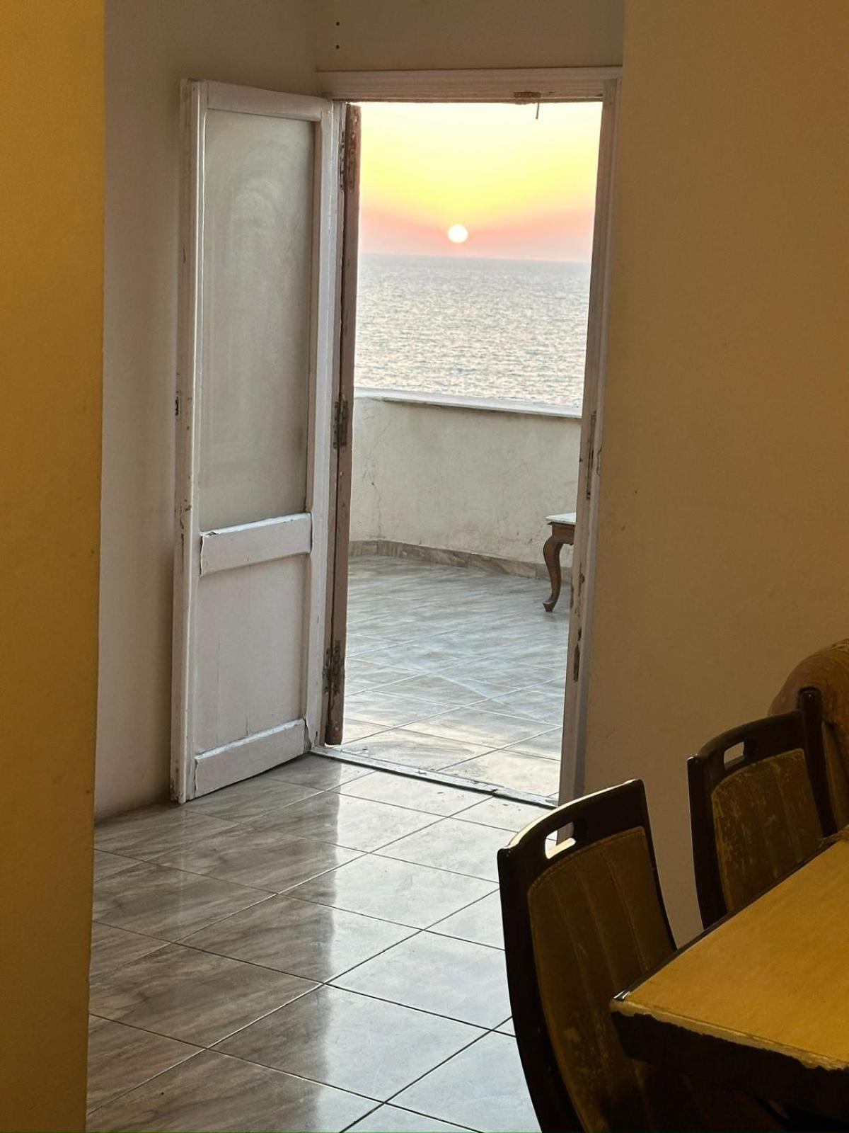 Hospedagem domiciliar Haidar House A Private For Men Only At Shared غرف خاصه للرجال فقط Alexandria