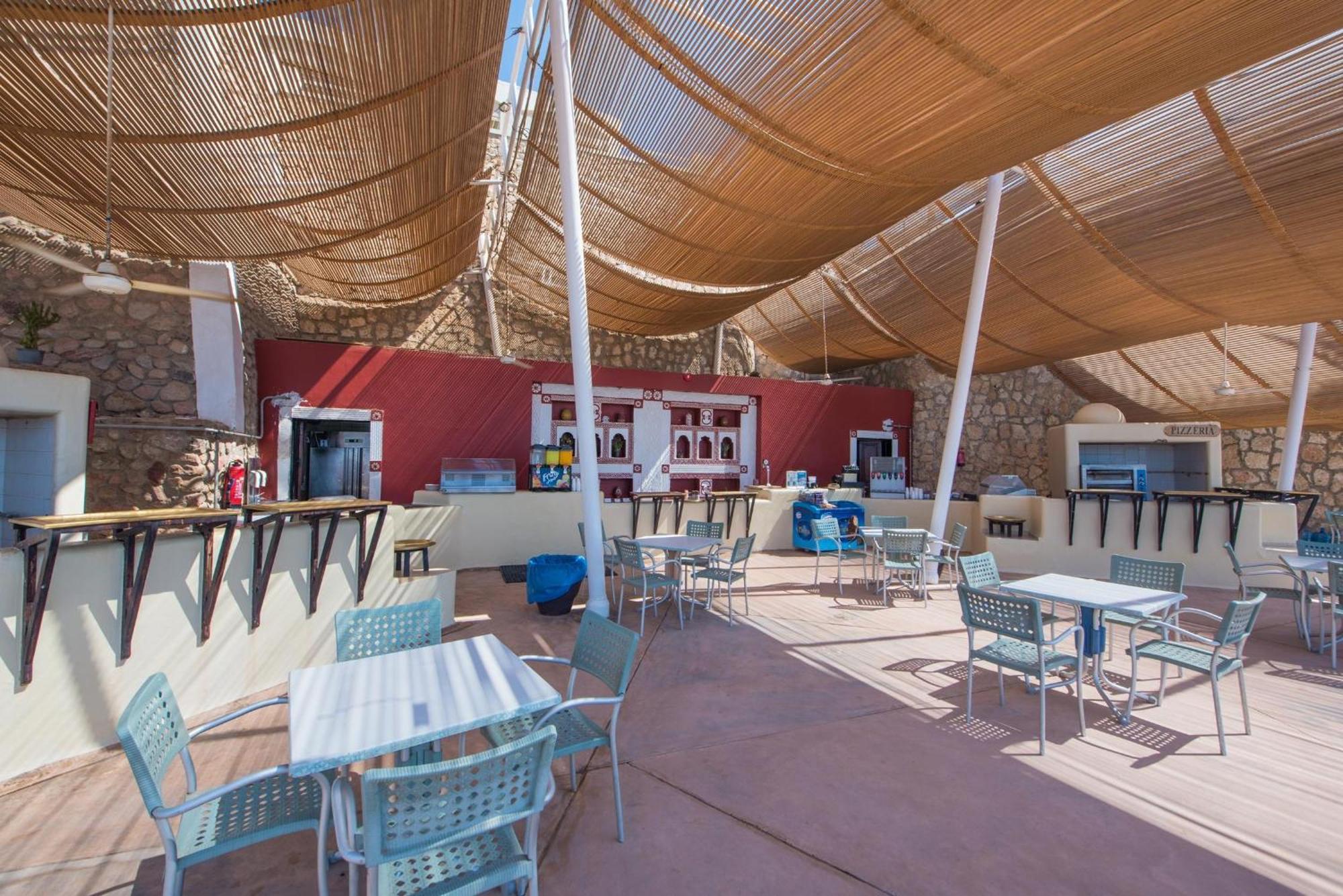 Reef Oasis Aqua Park 4*