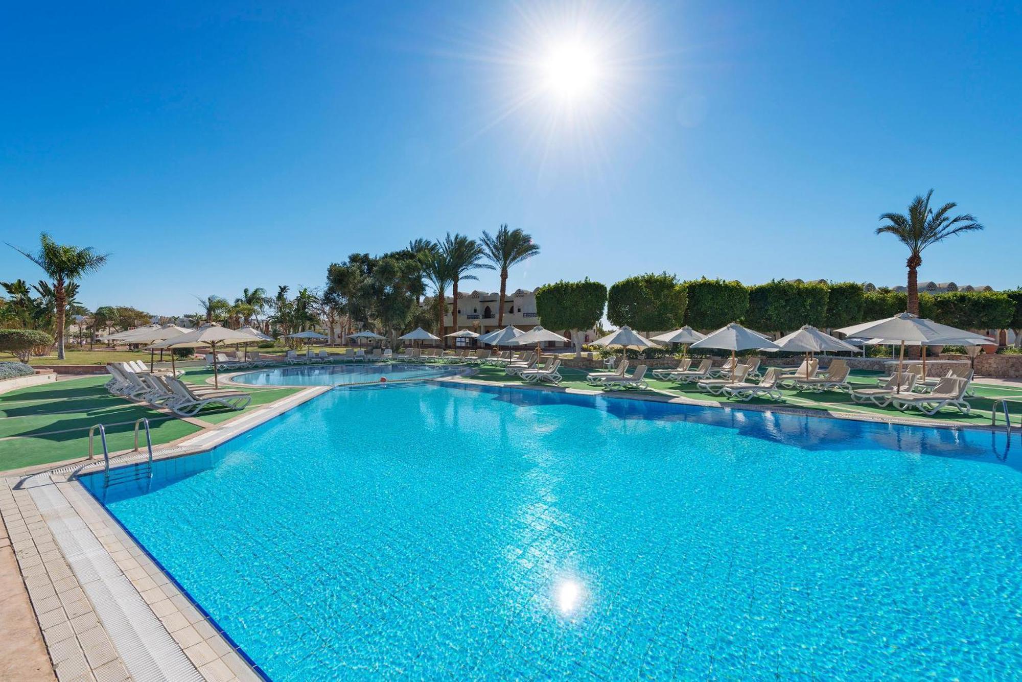 Reef Oasis Aqua Park Resort