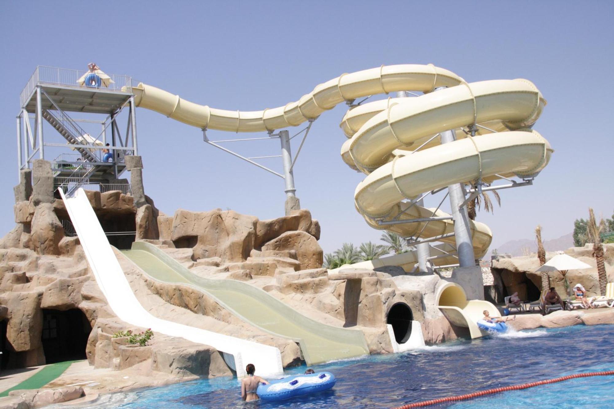 Reef Oasis Aqua Park Resort