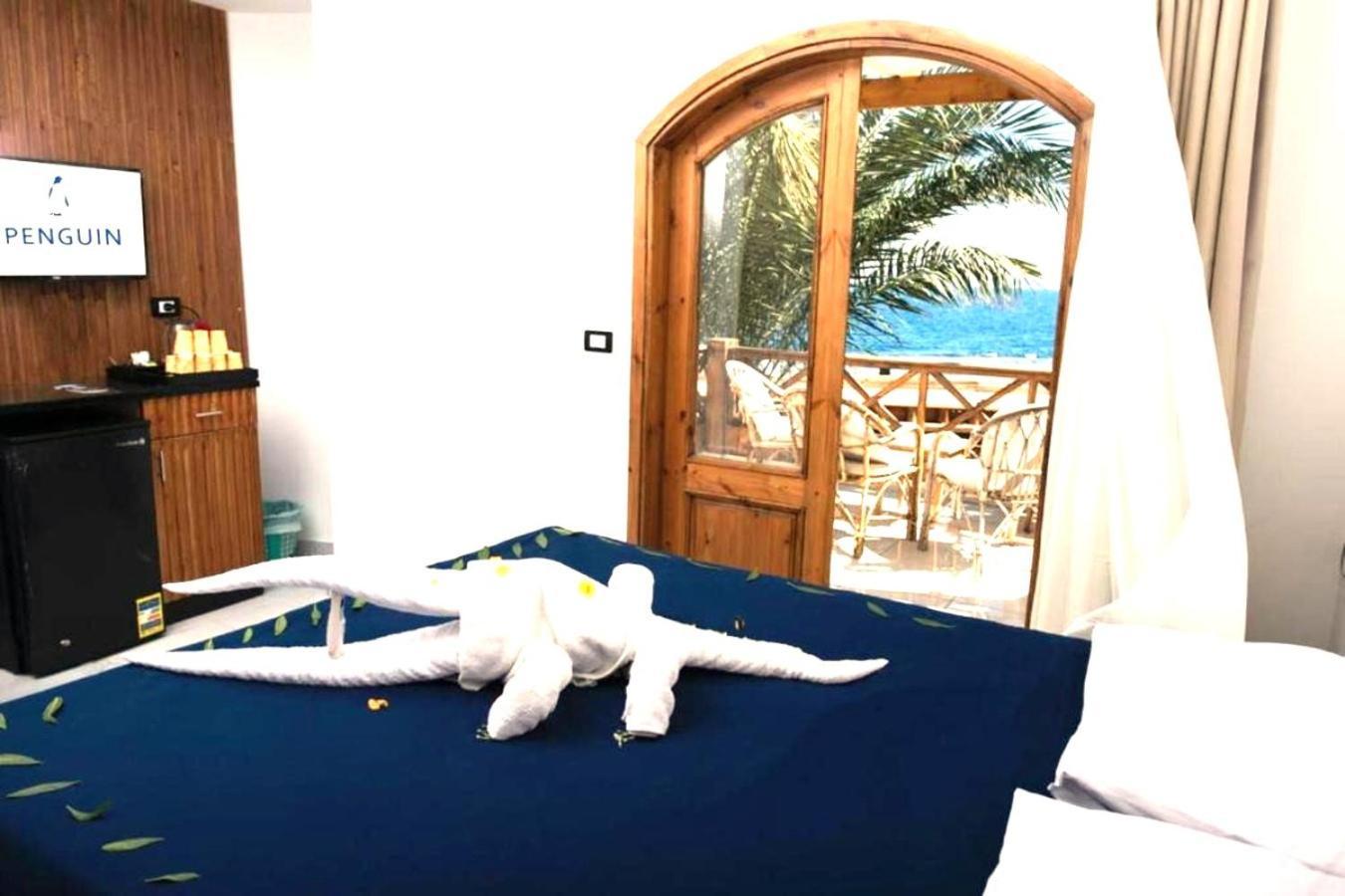 Hotel Penguin Village 3*