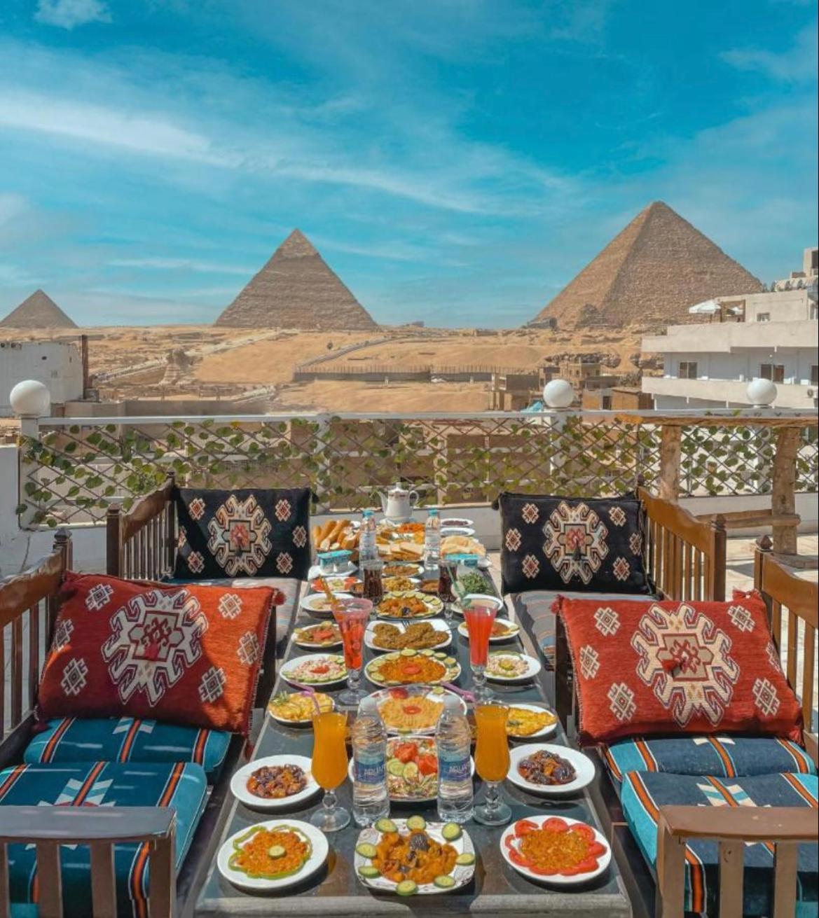 Jimmy Pyramids Hotel 4*