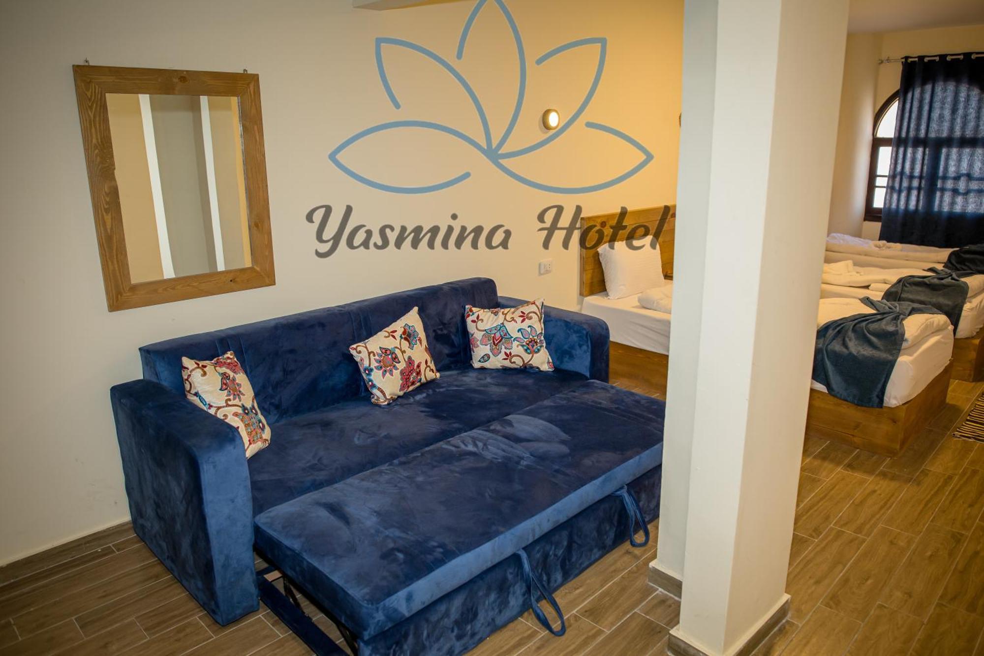 Yassmina Hotel