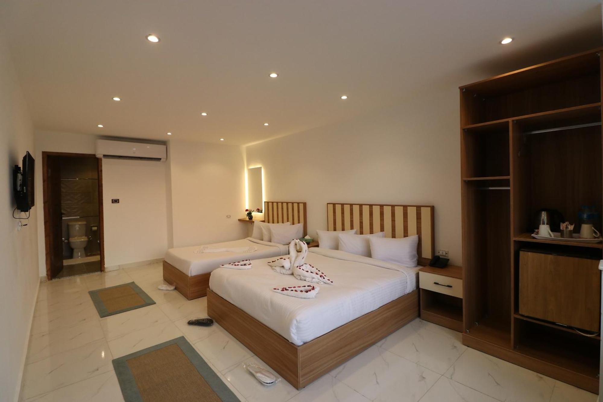 West Pyramids Hotel