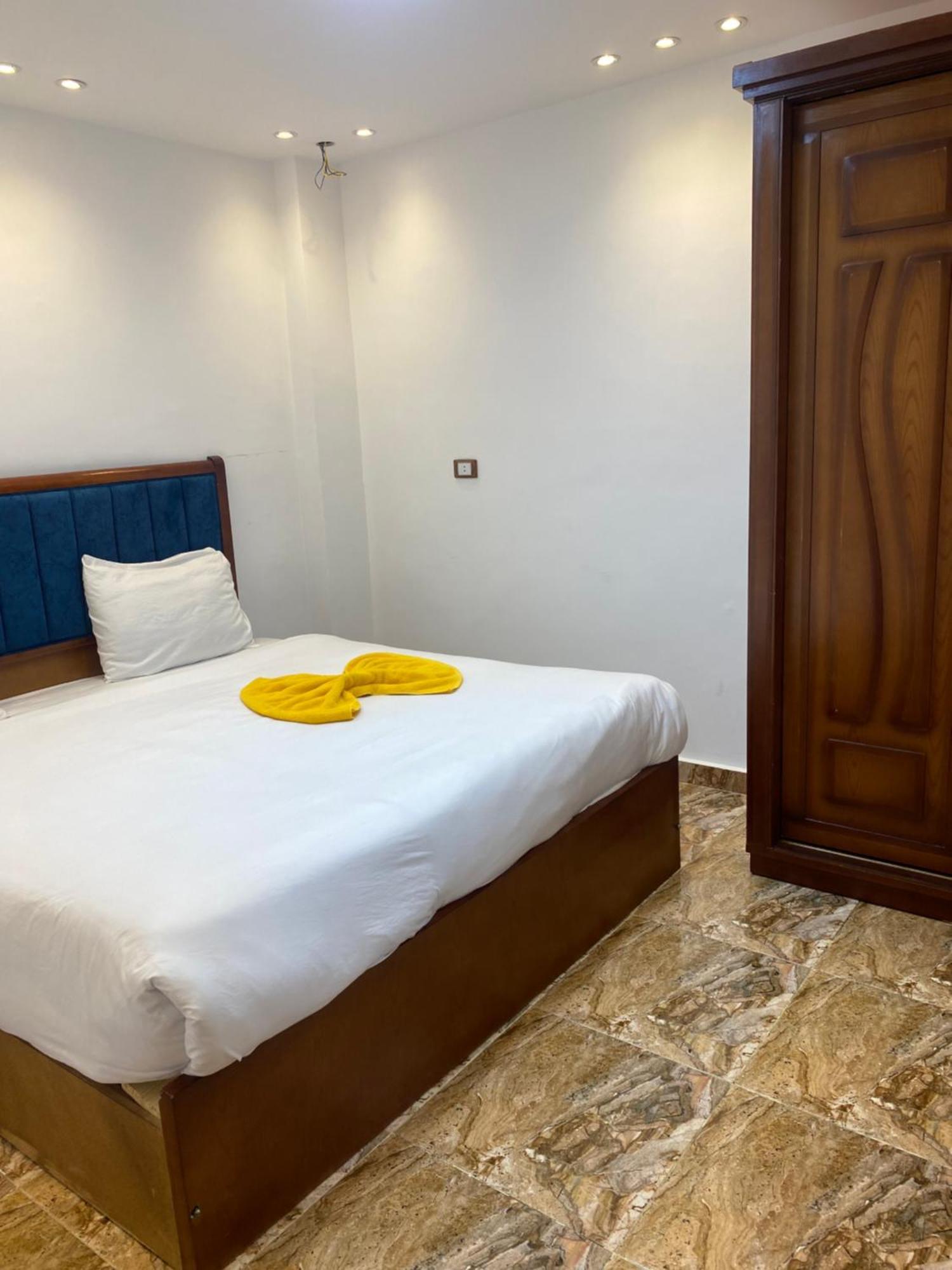 Pyramids Middle East Charm Kafrat al Jabal