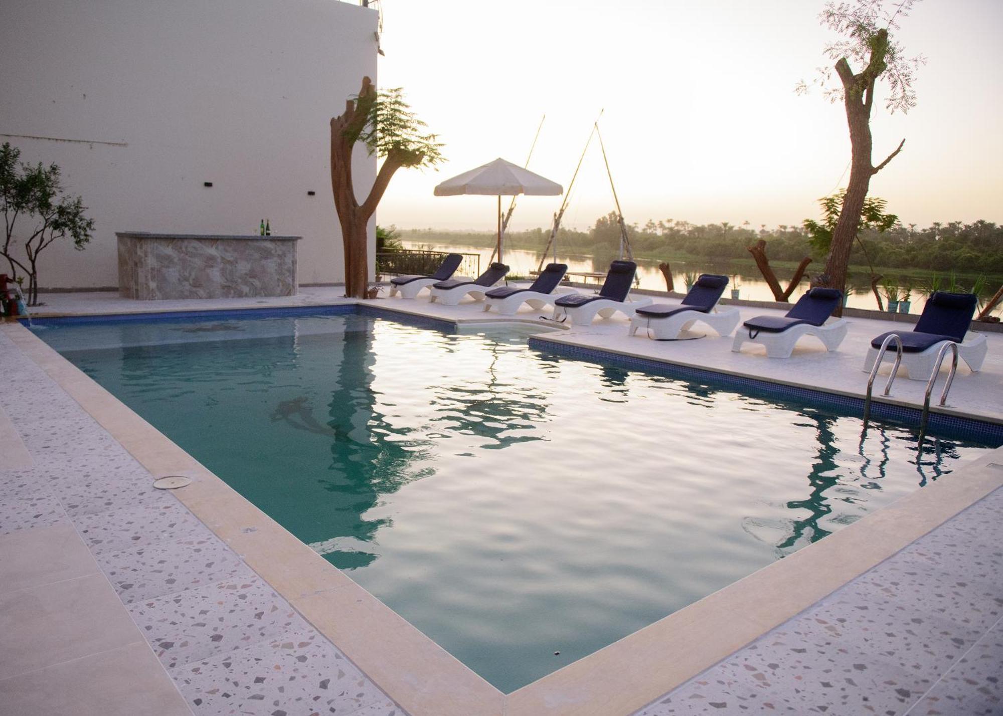 Eyaru Palace Nile View Hotel Luxor