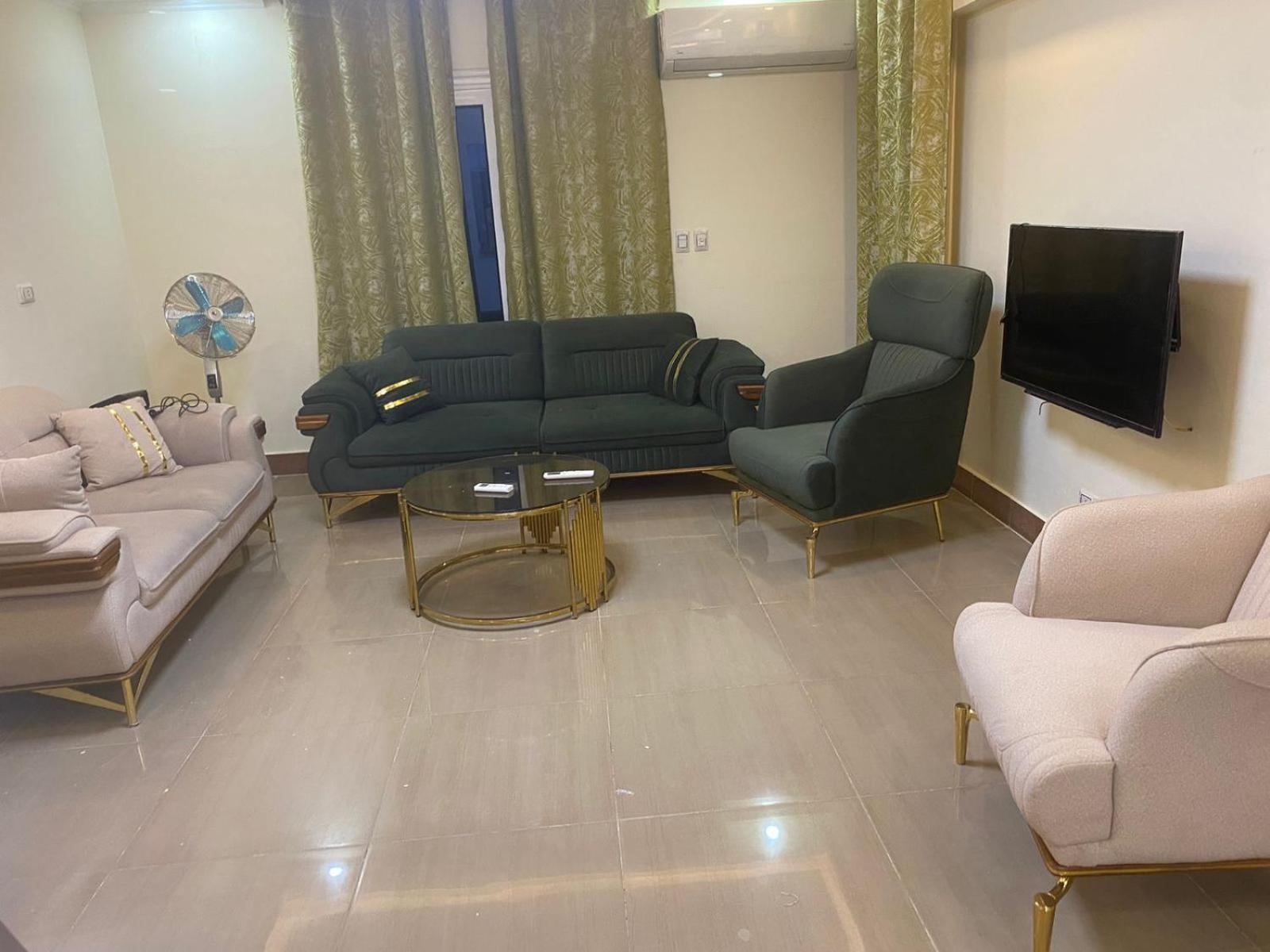 Late Checkin Near Airport Rehab Apartment
