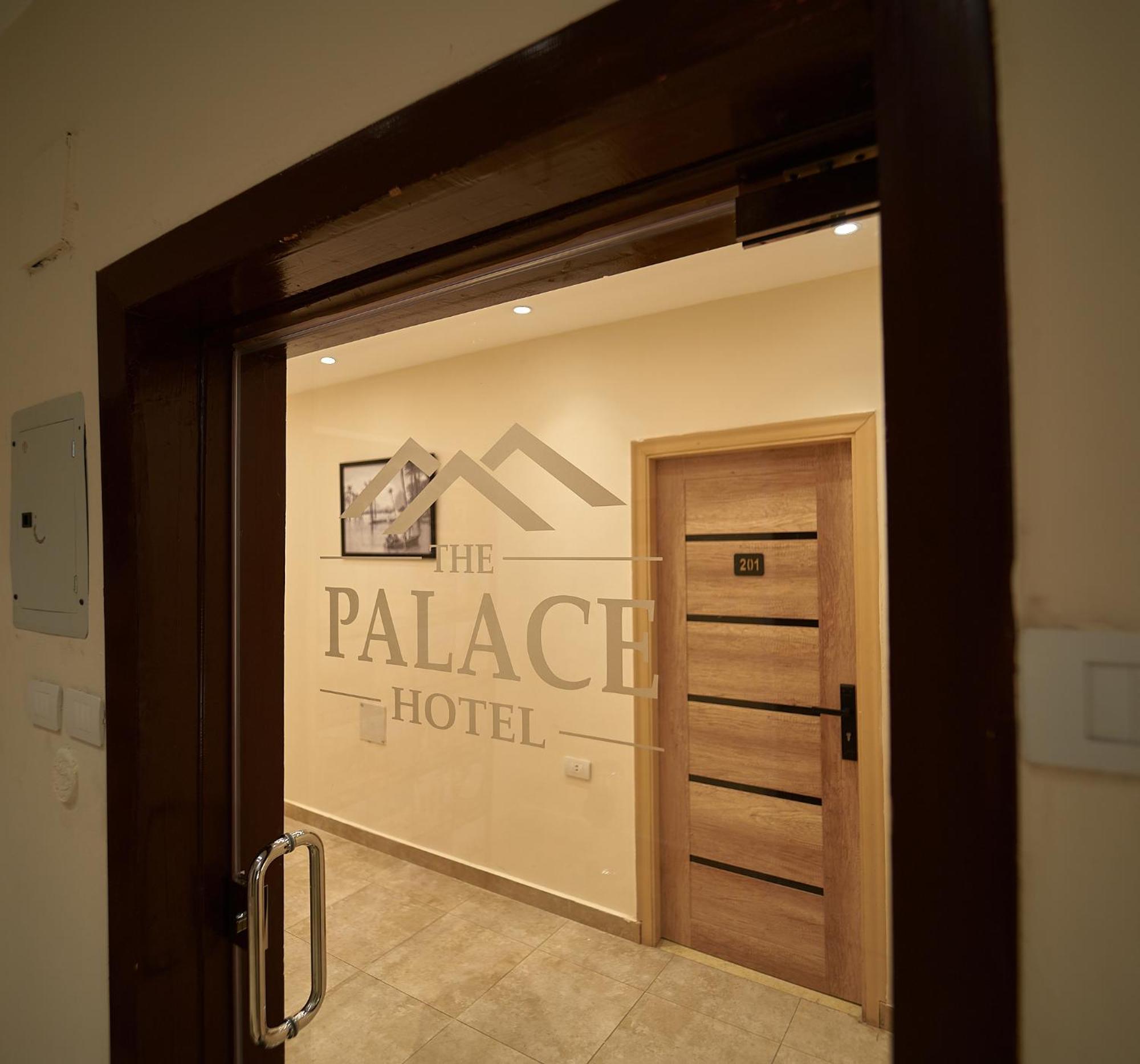 The Palace Pyramids 3*