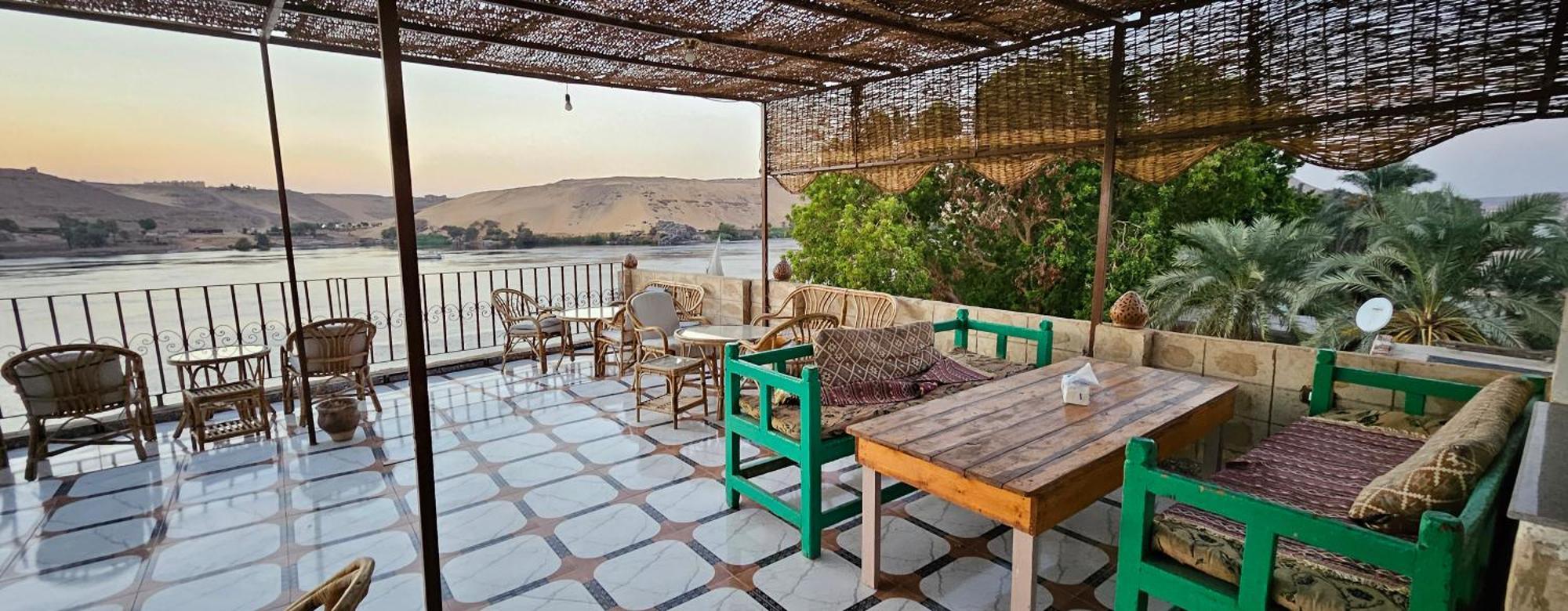 Meshra Katto Guest house