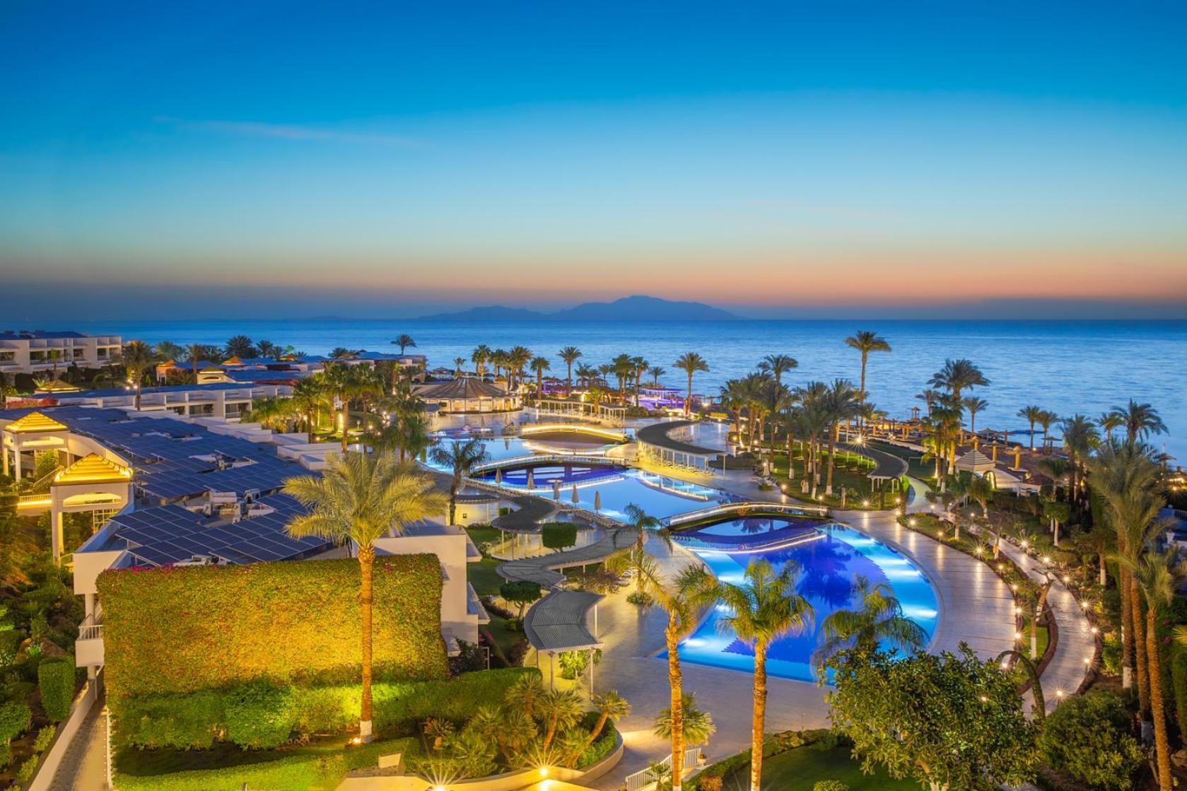 Royal Monte-carlo & (adults Only)