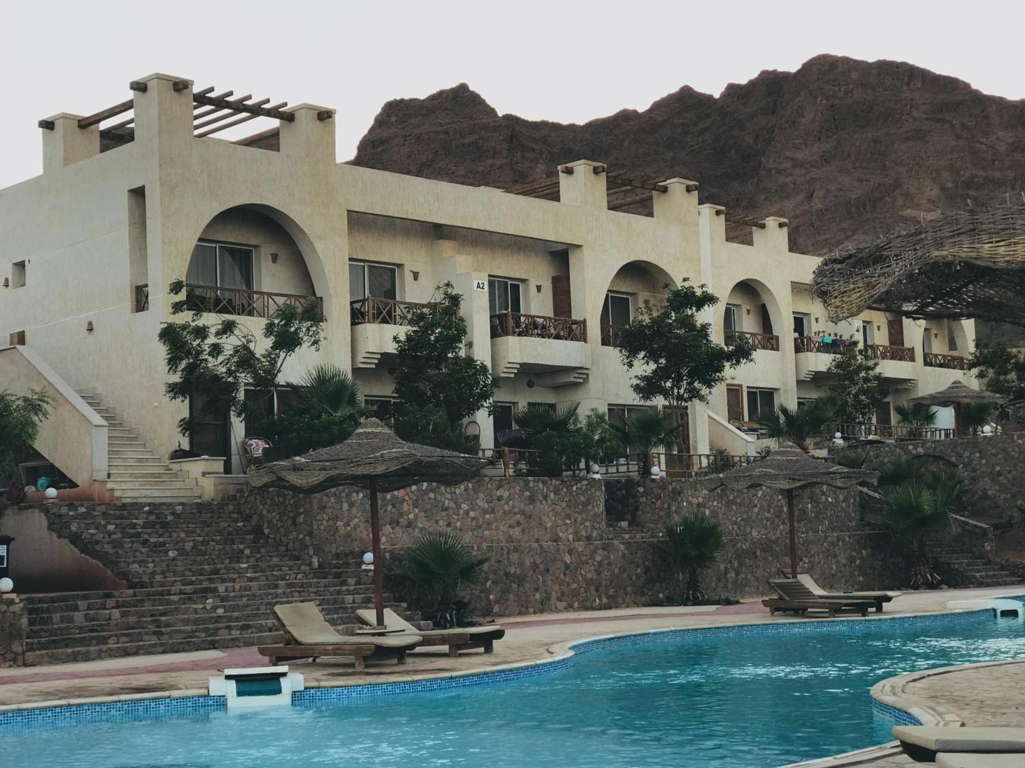 Sea View -sunnydahab *