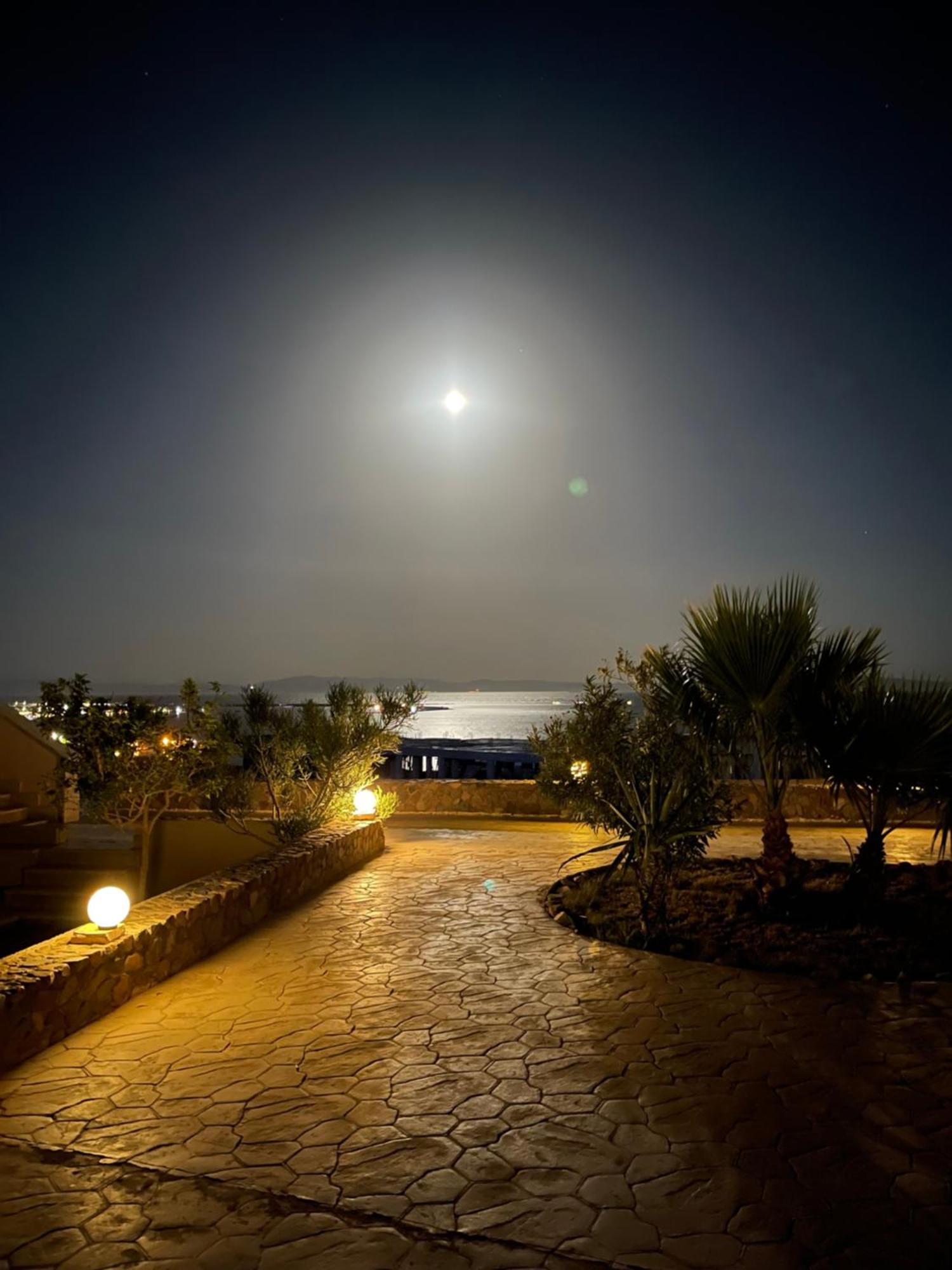 Apartment Sea View -sunnydahab
