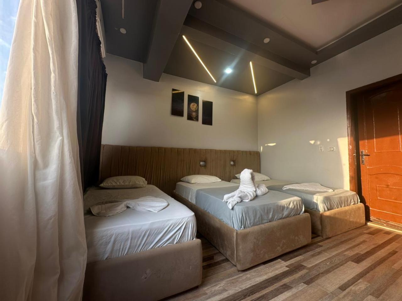 First Pyramid Hotel 4*