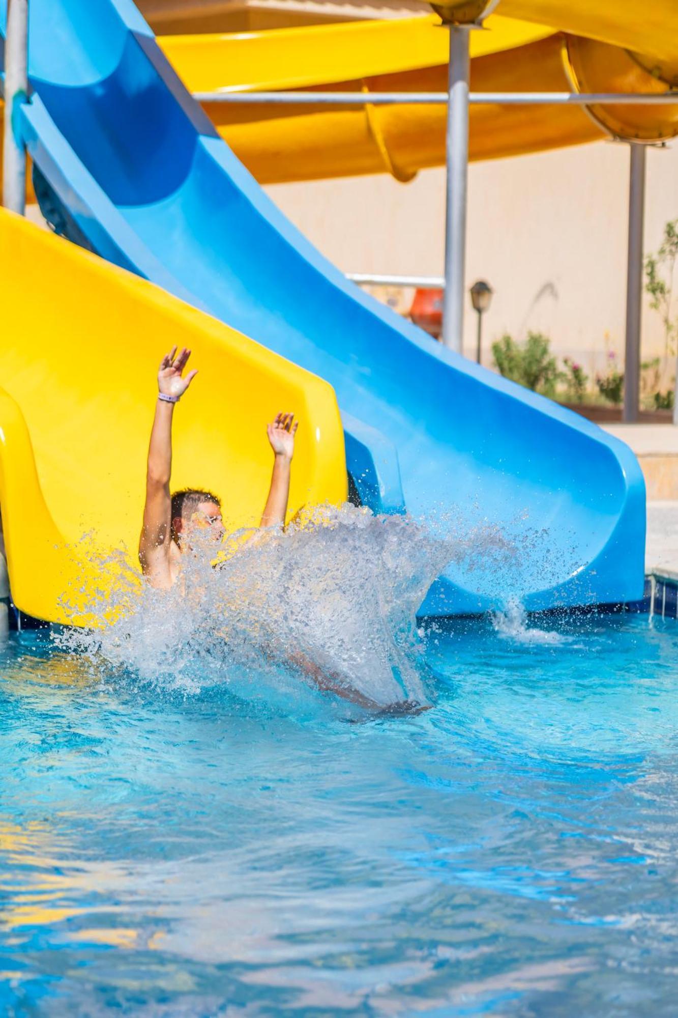 Hotel La Rosa Boho Aqua Park