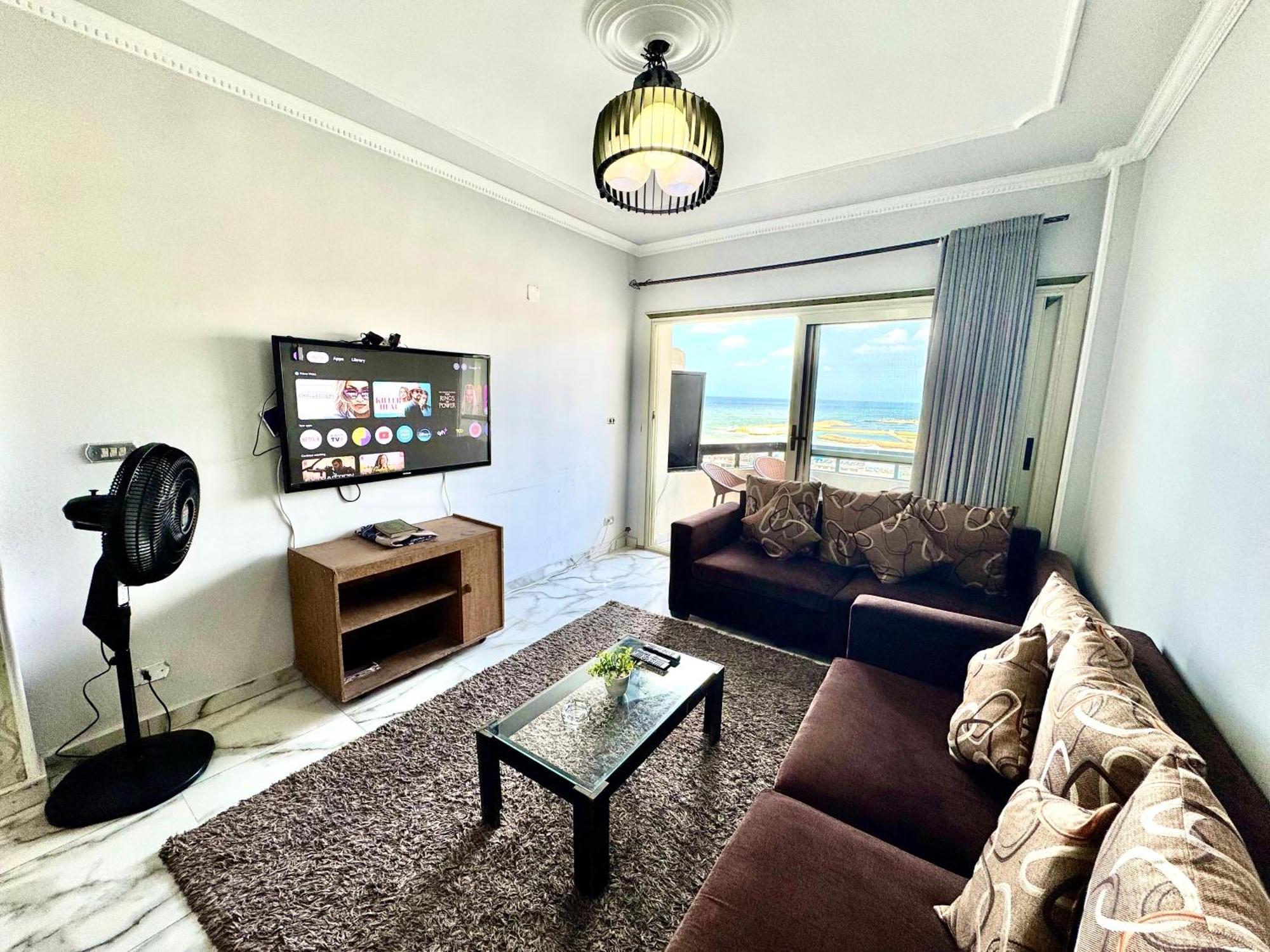 Luxury Gleem 3 Direct Sea View Apartment Alexandria