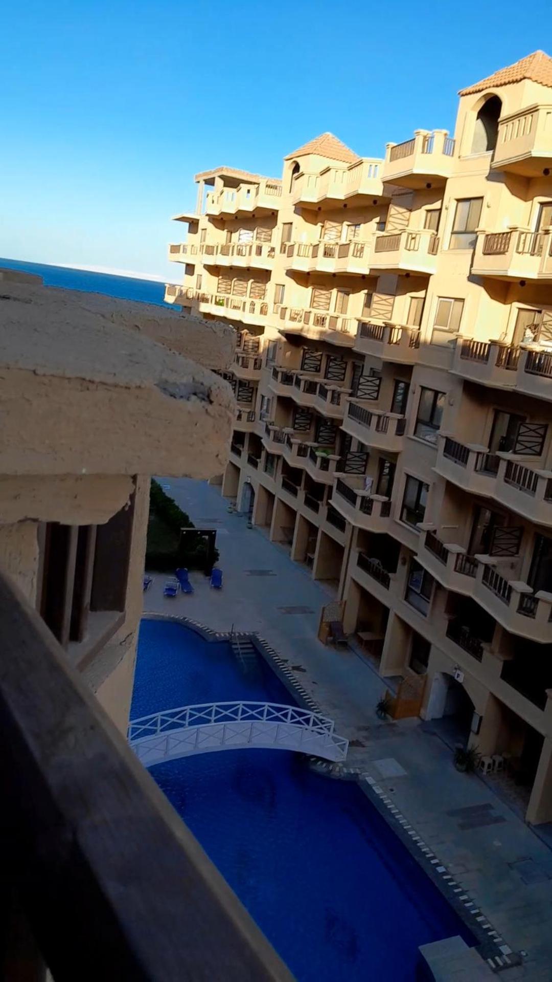 Turtles Hourghada View Sea View Pool Private Jacuzzi Security Air-conditioned Cafe Restaurant On The And A Large Sunny Balcony Aparthotel