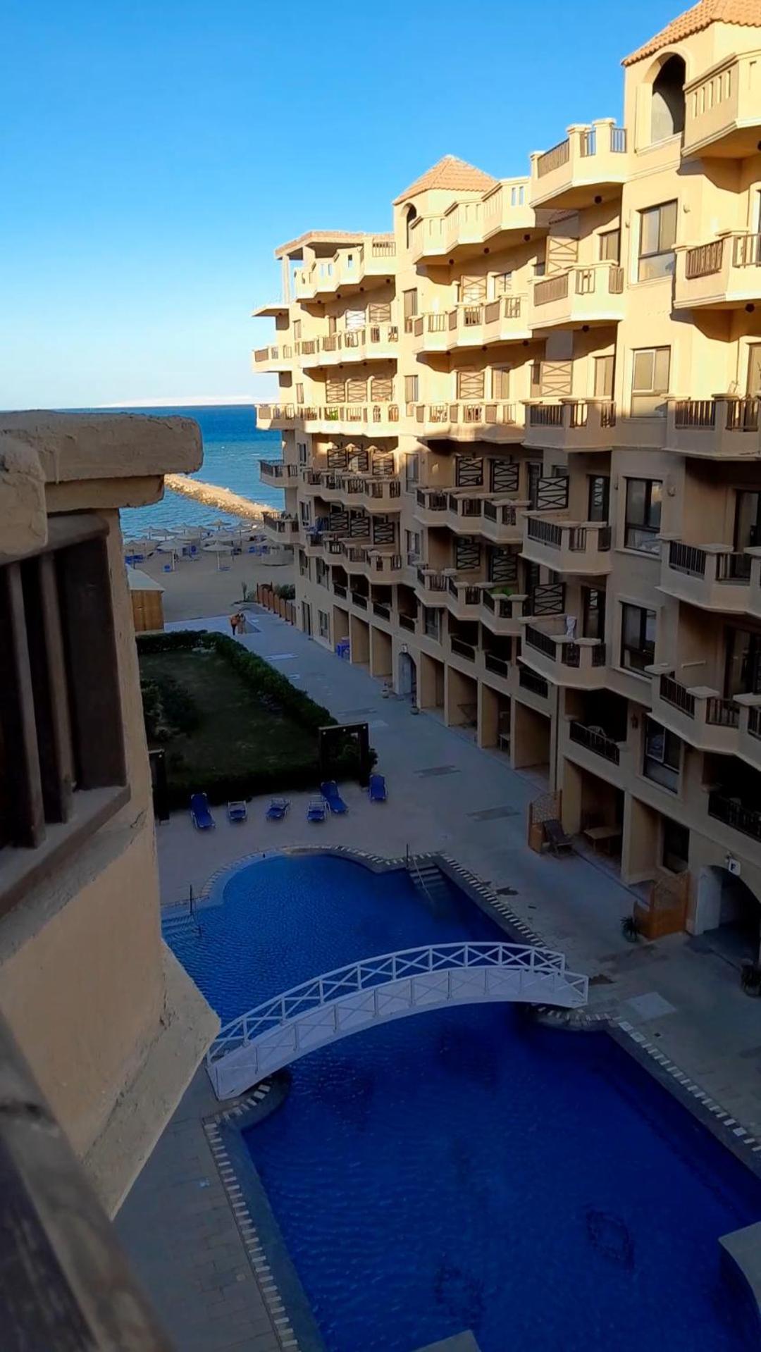 Turtles Hourghada View Sea View Pool Private Jacuzzi Security Air-conditioned Cafe Restaurant On The And A Large Sunny Balcony Aparthotel