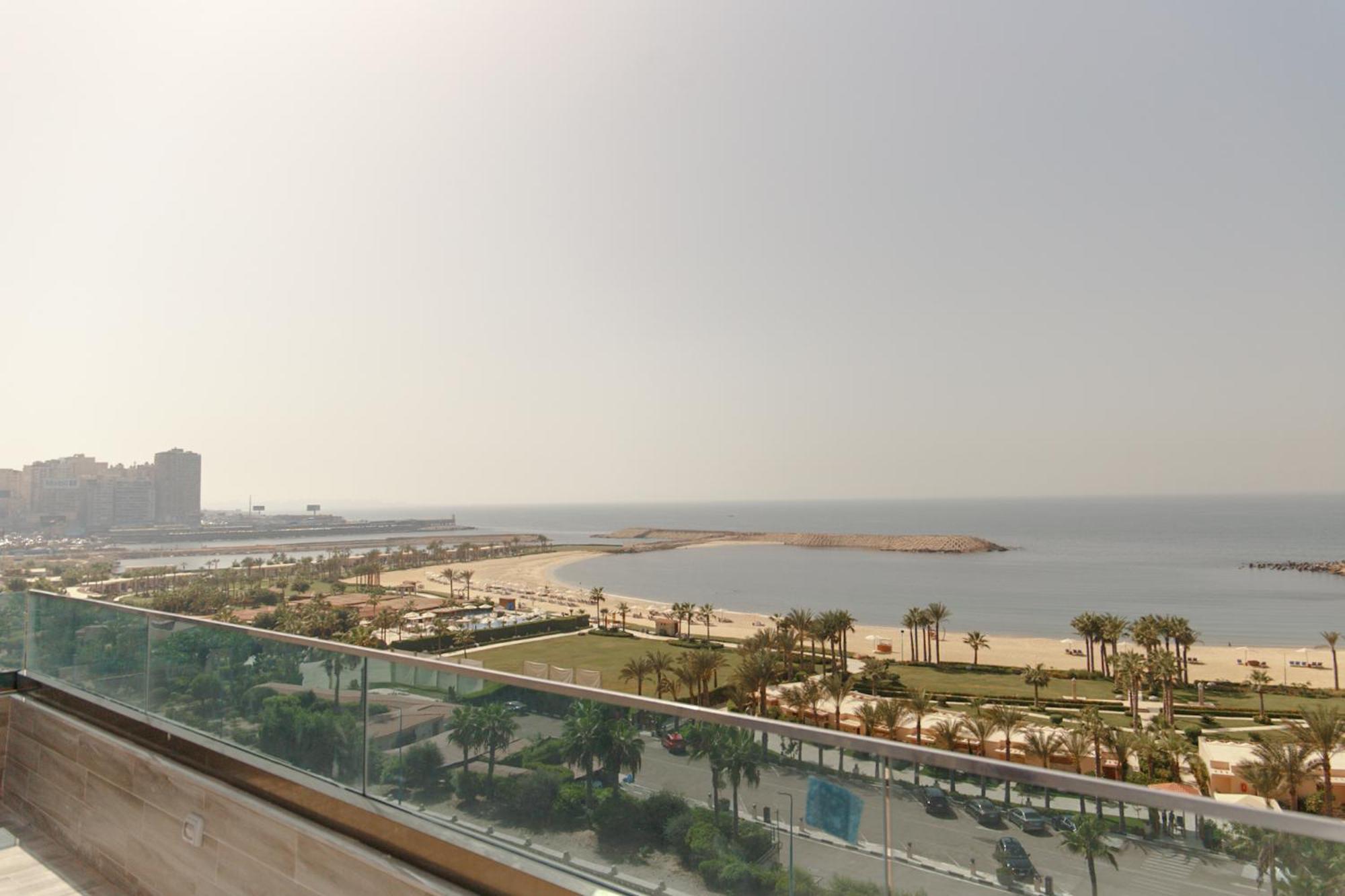 Rhactus House San Stefano *