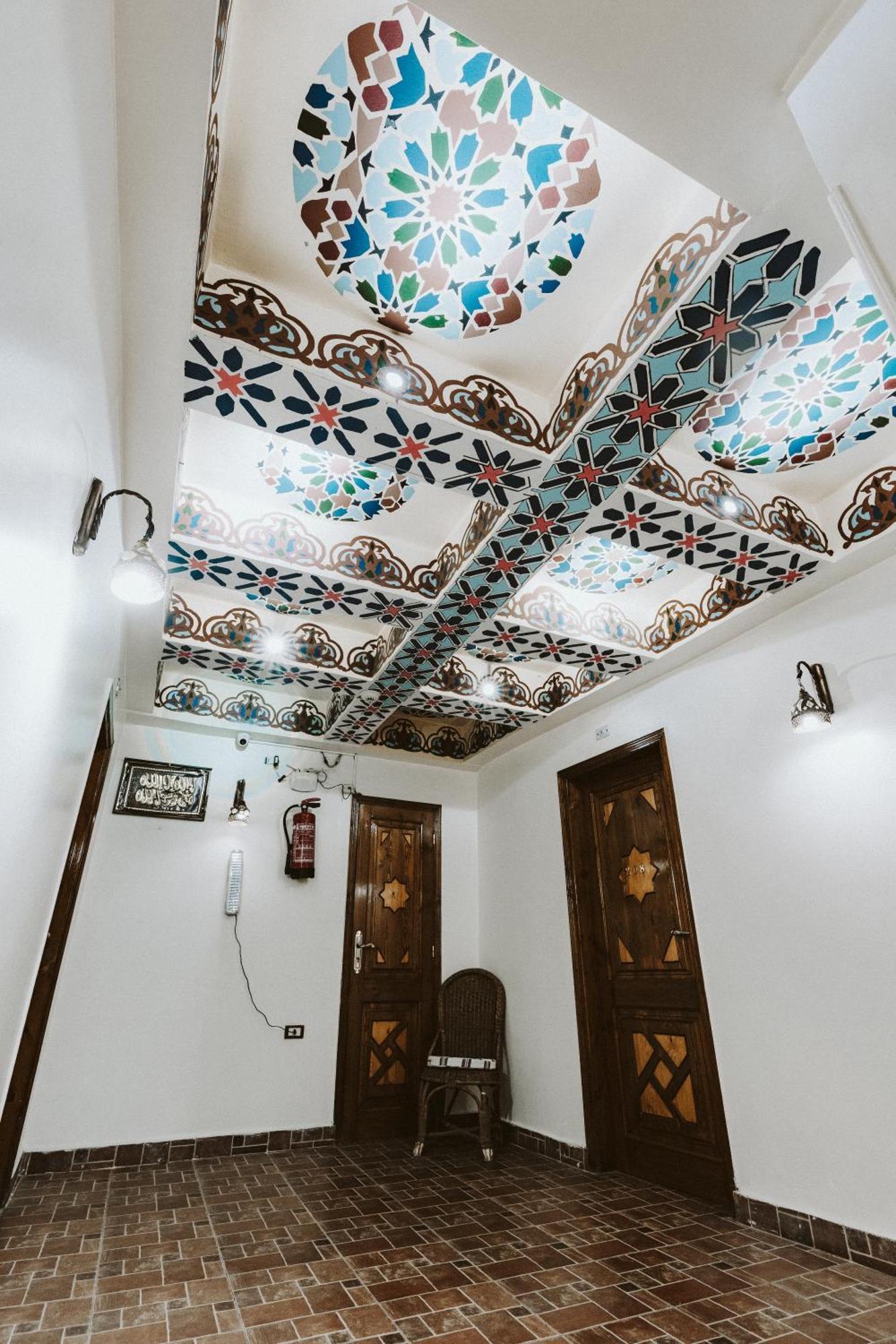 Nefertiti Hotel 3*