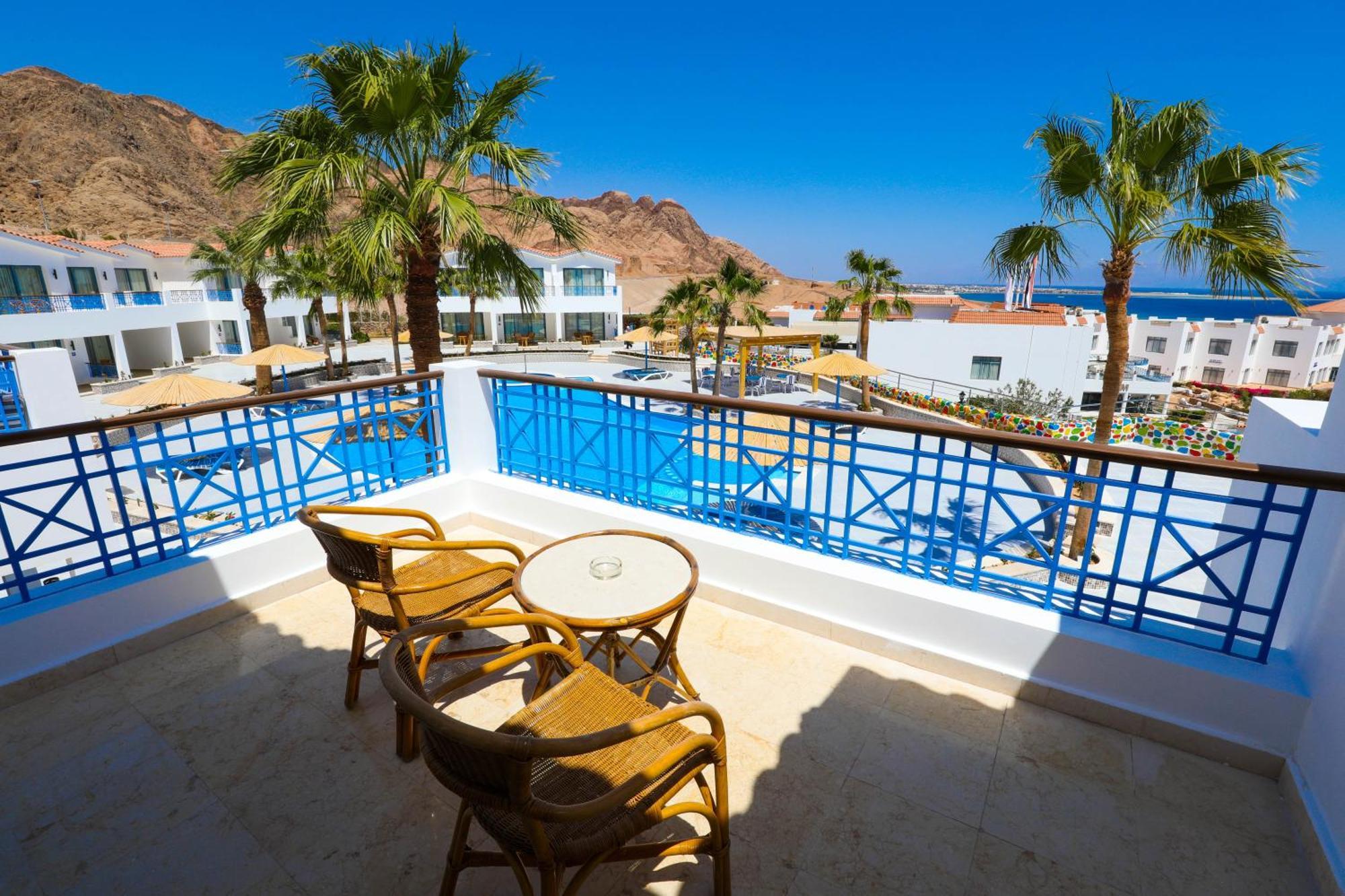 Resort Ecotel Bay View