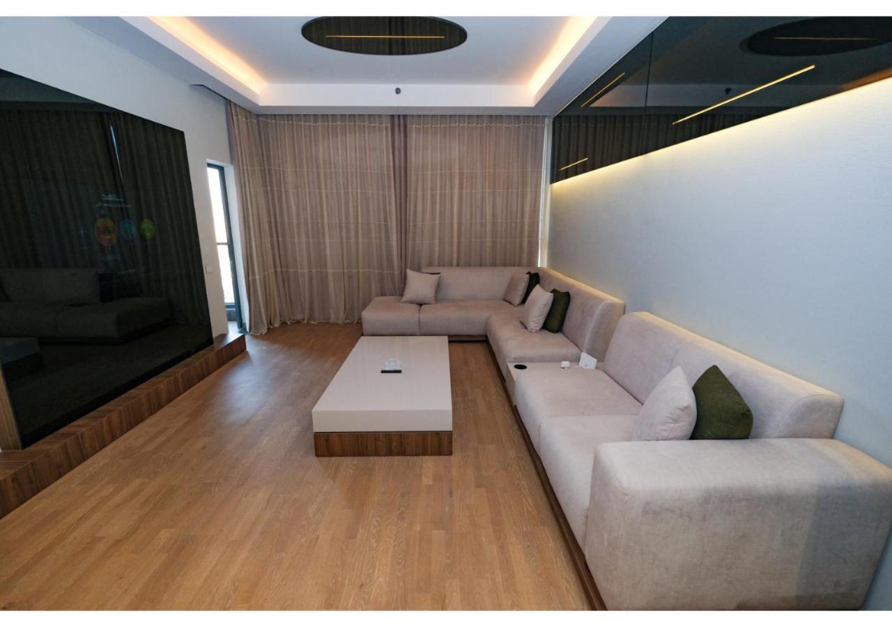 Luxury Chic In Aeon Compound- Mall Of Arabia Towers Apartment 6th of October City