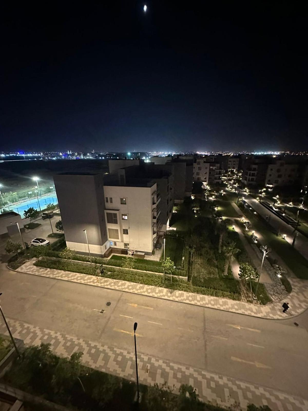 Deluxe Furnished In Mall Of Arabia Towers , Aeon 1407 Sheikh Zayed City