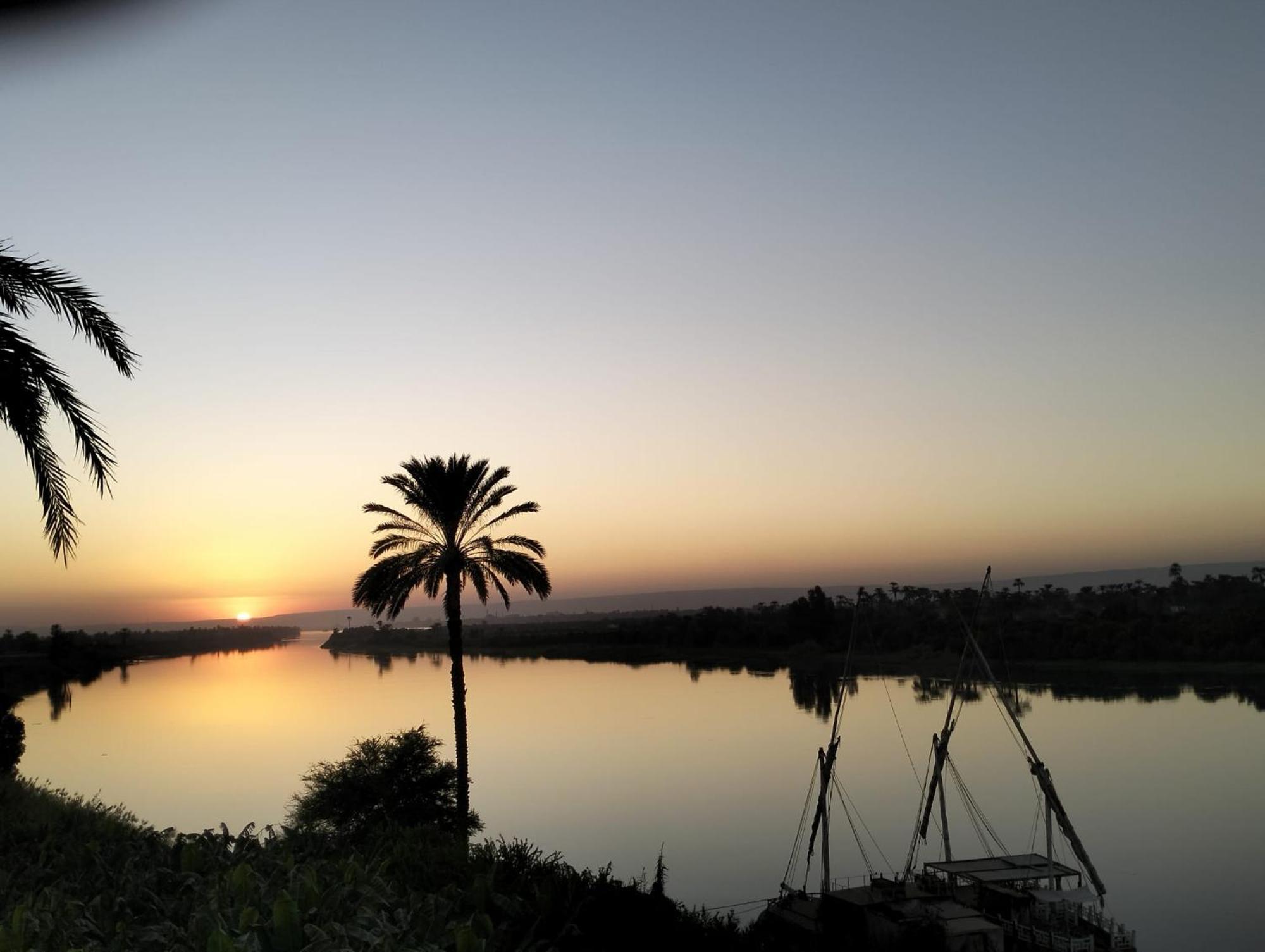 Eyaru Palace Nile View Hotel Luxor