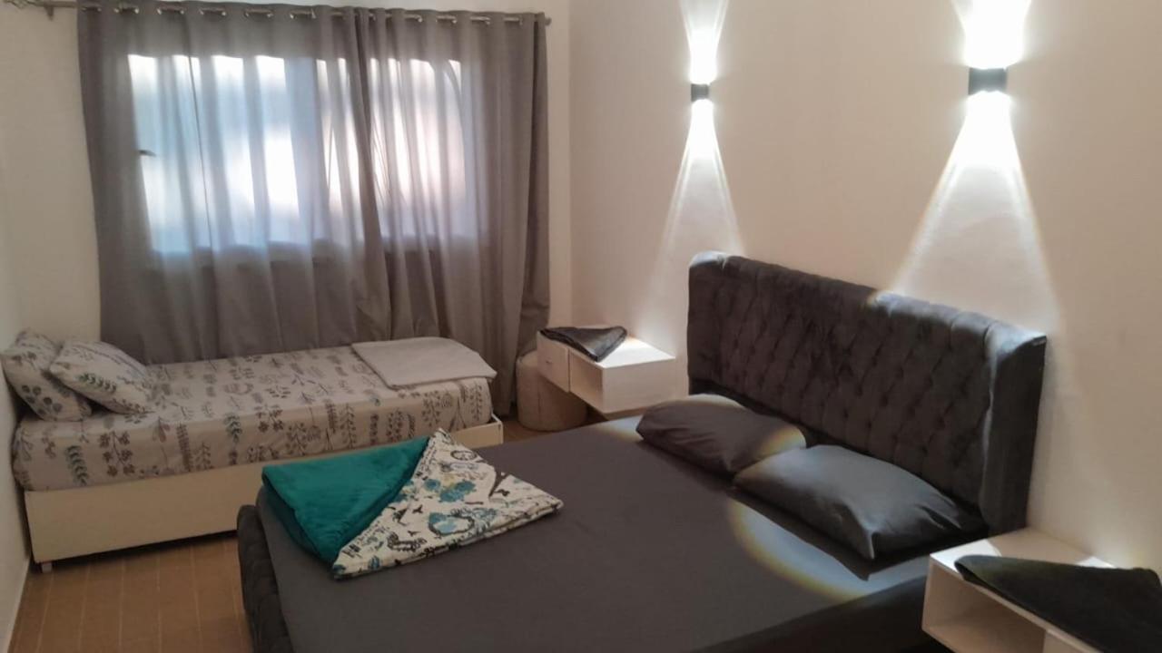 Apartment Sea View , In Center Front Of The Sea F 10 Hurghada